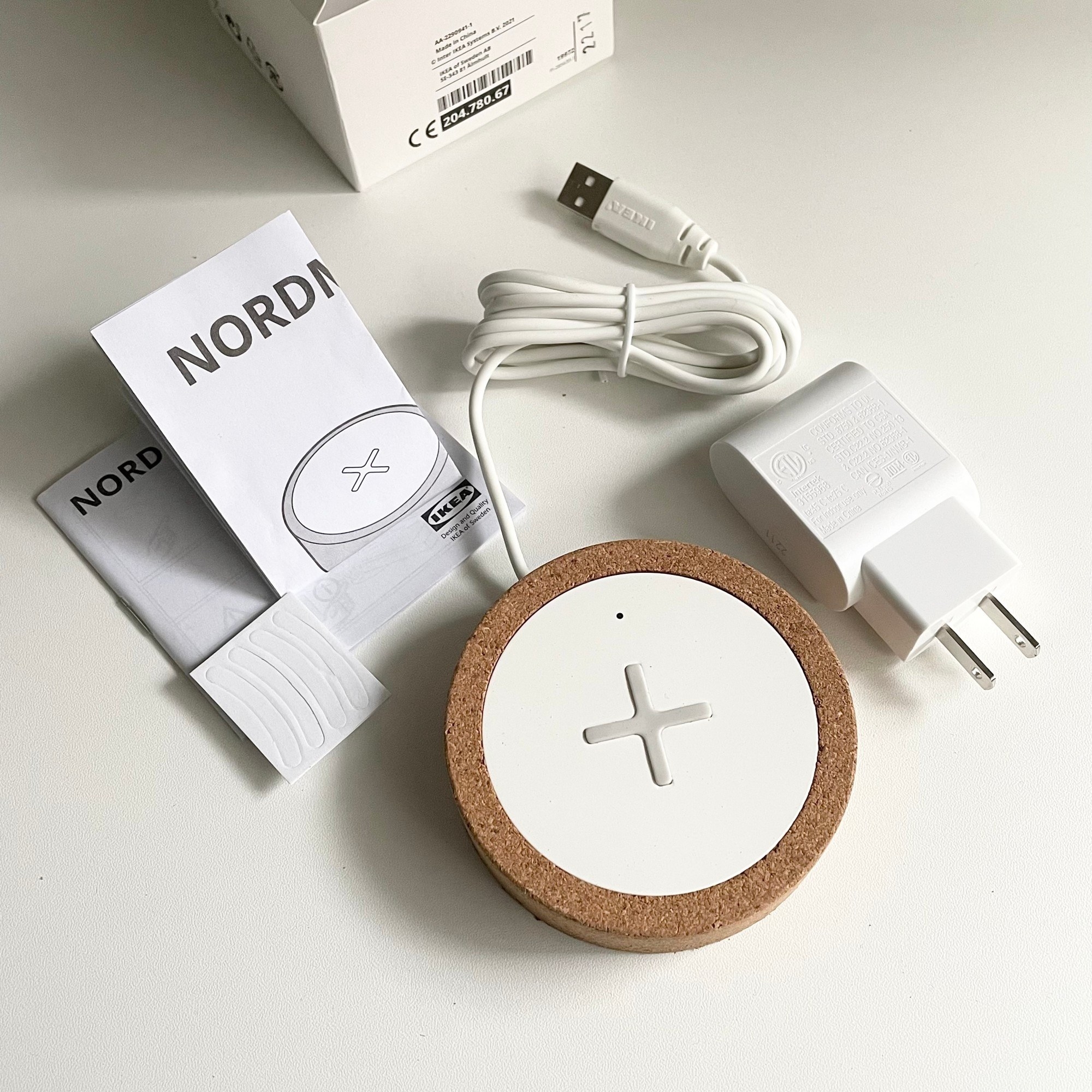 IKEA（イケア）の便利アイテム「NORDMÄRKE ノールドメルケ ワイヤレス充電器」