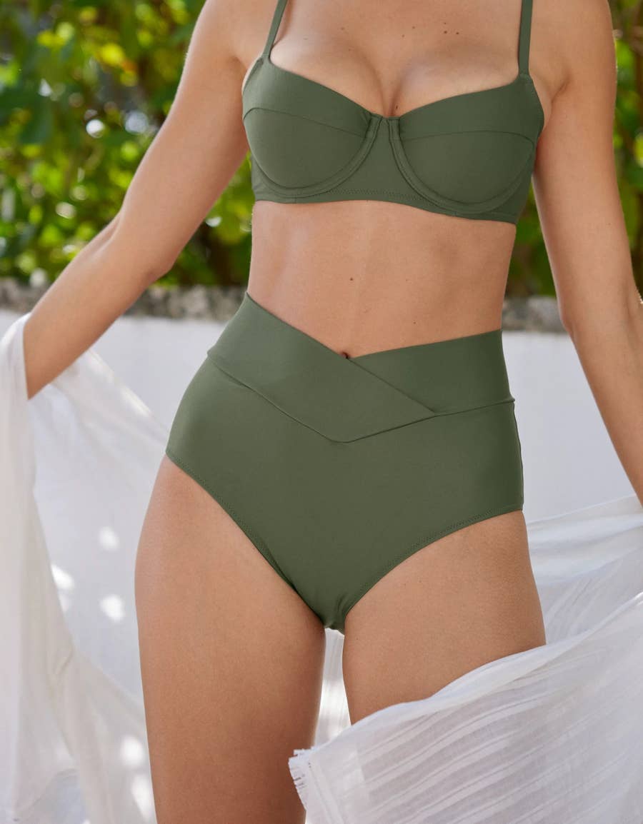 20 Bathing Suits From Aerie You'll Love To Show Off