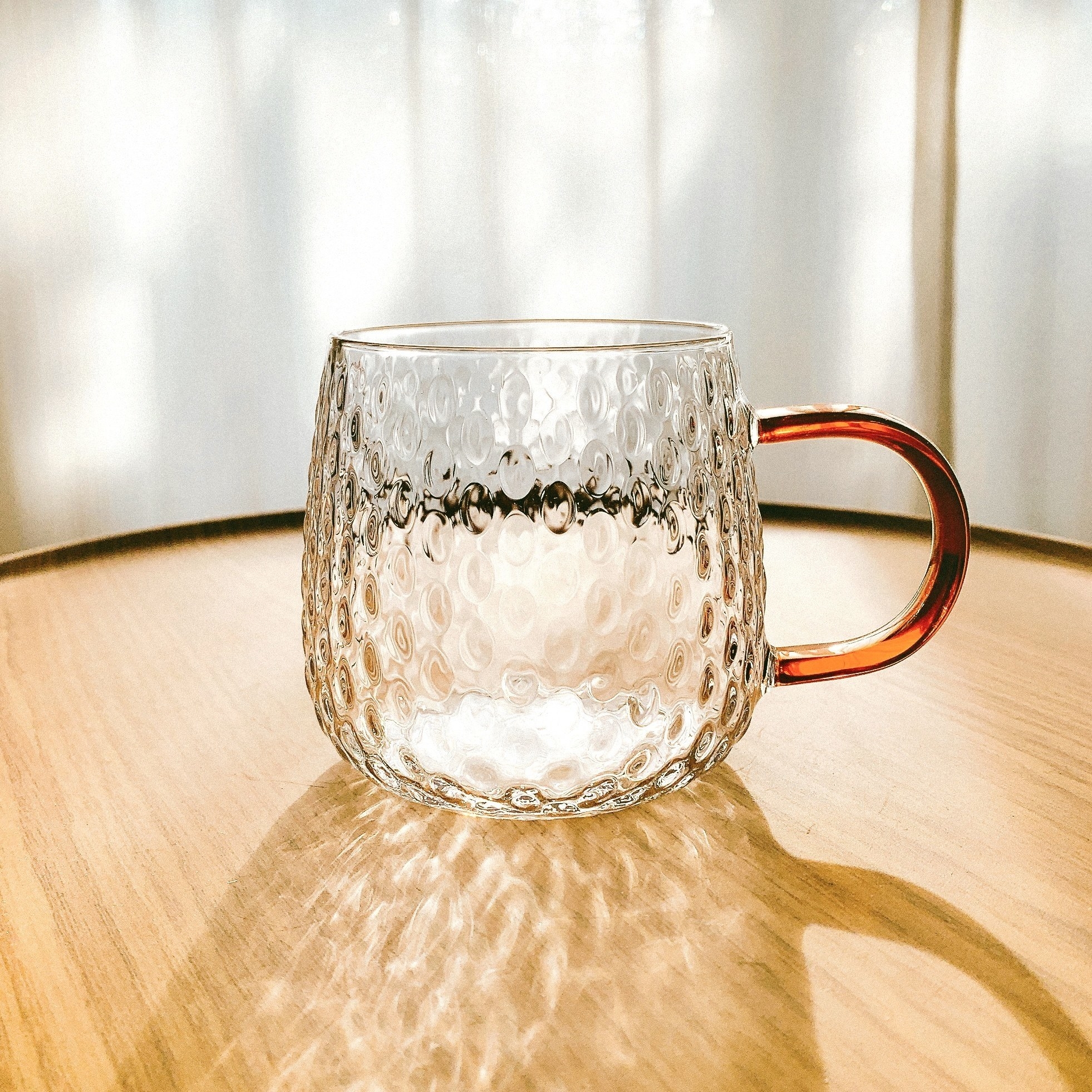 DAISO（ダイソー）のオススメのカップ「耐熱グラス（ドット紋、360ml）」