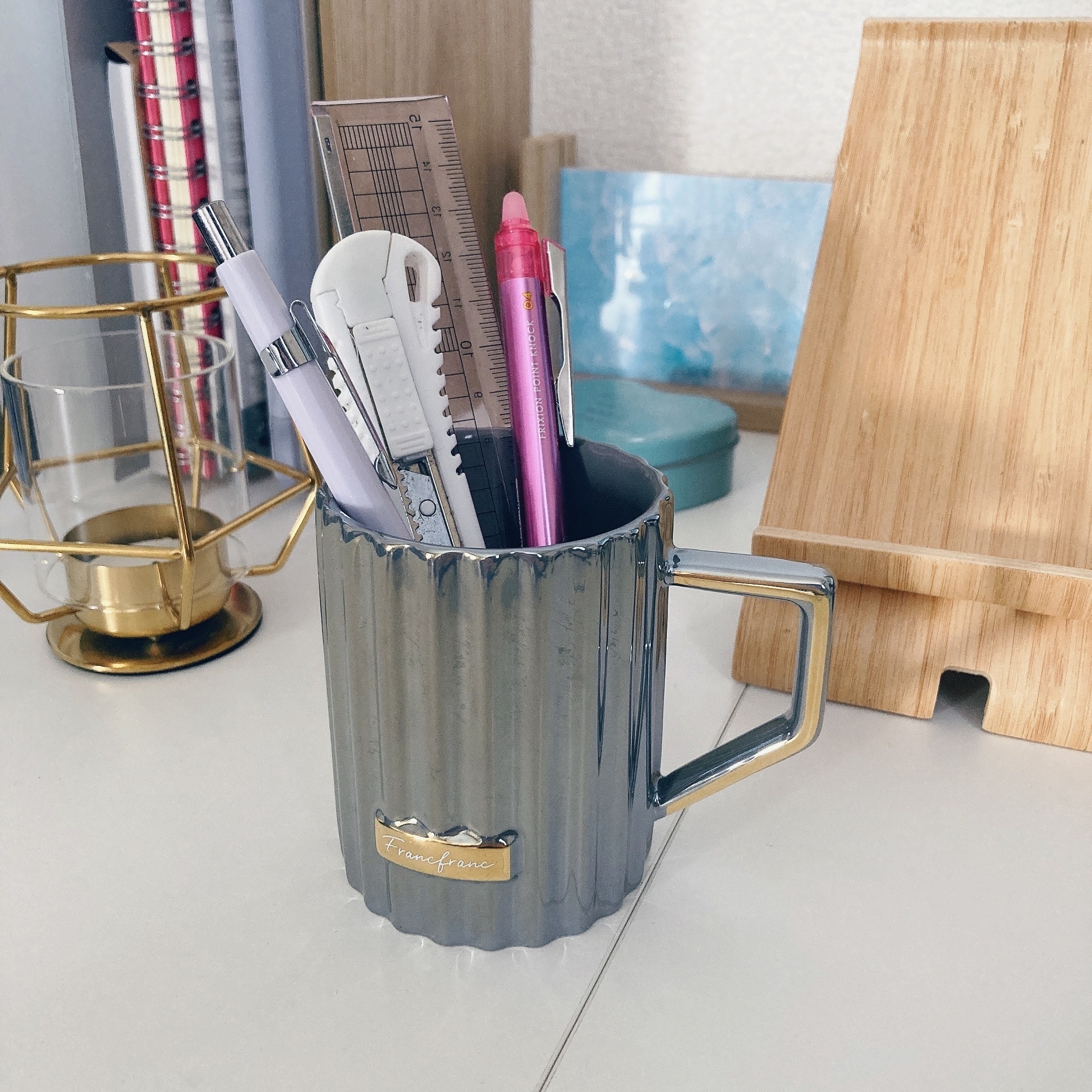 フランフランのオススメのキッチン雑貨「ダイヤモンド フタ付きマグ」