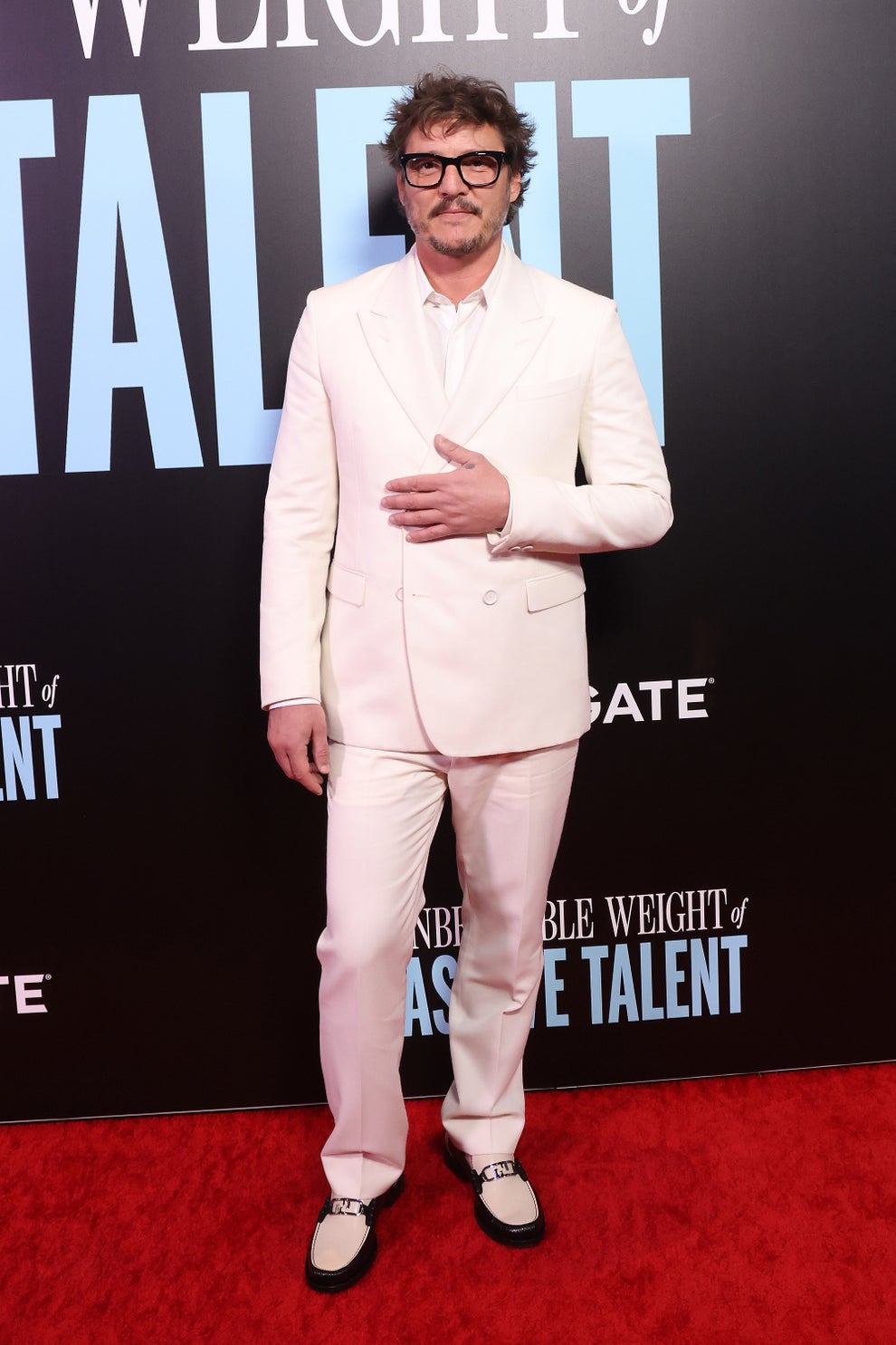Pedro Pascals Fight Anxiety And The Price Of Hollywood Fame - oox6zu0