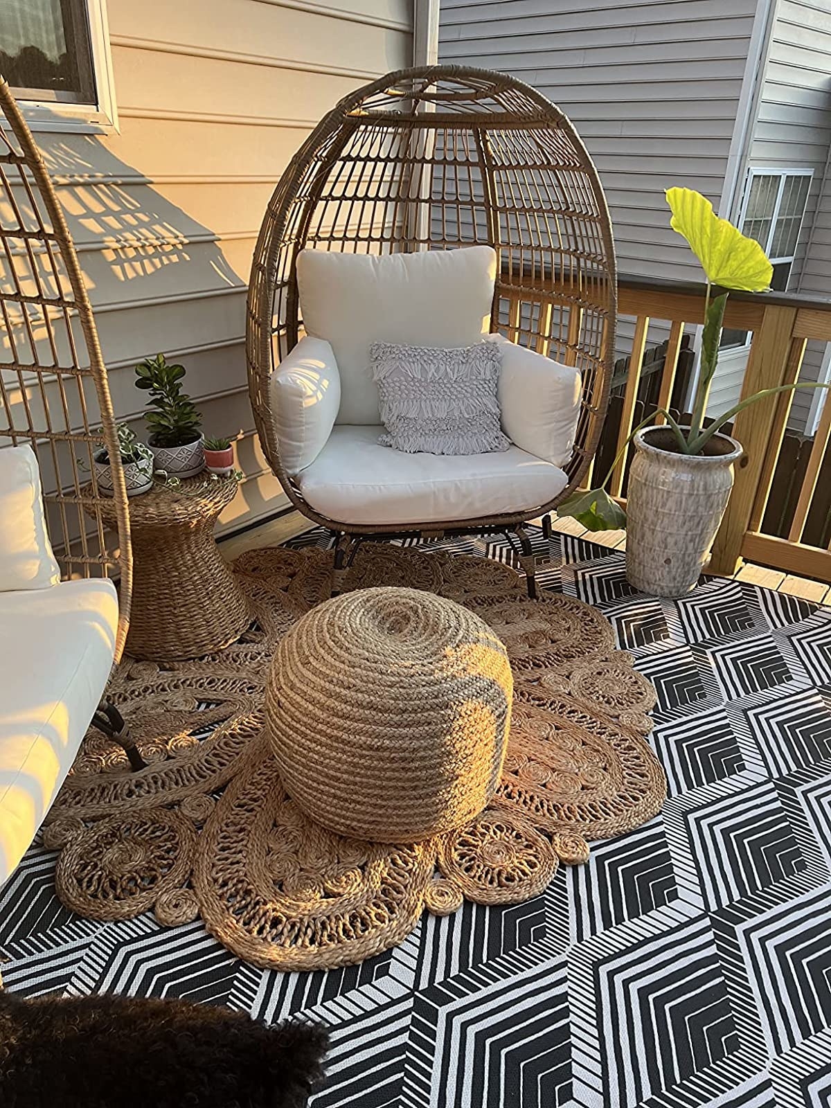 Reviewer image of the chair on their porch