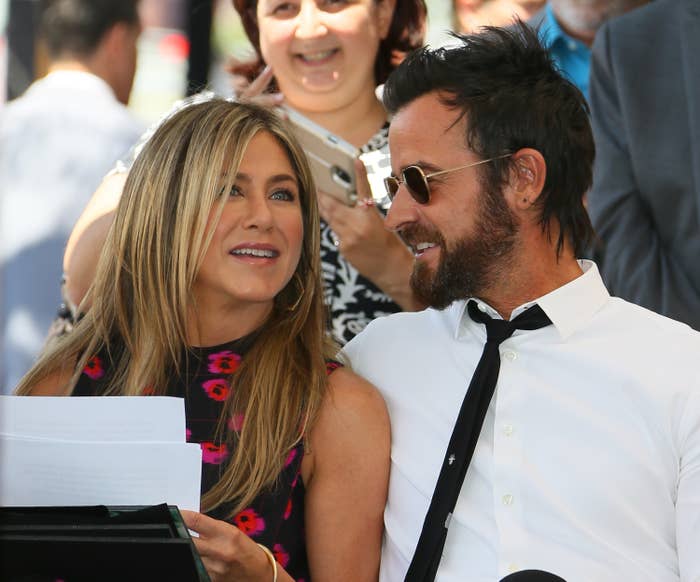 Closeup of Jennifer Aniston and Justin Theroux