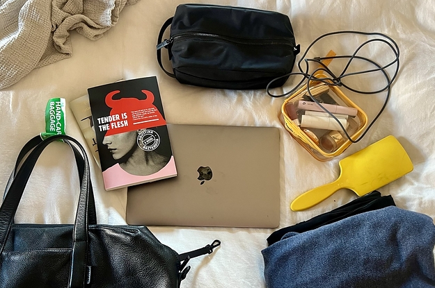 Traveller reveals how she fits 10 days' worth of clothes into a small carry  on bag