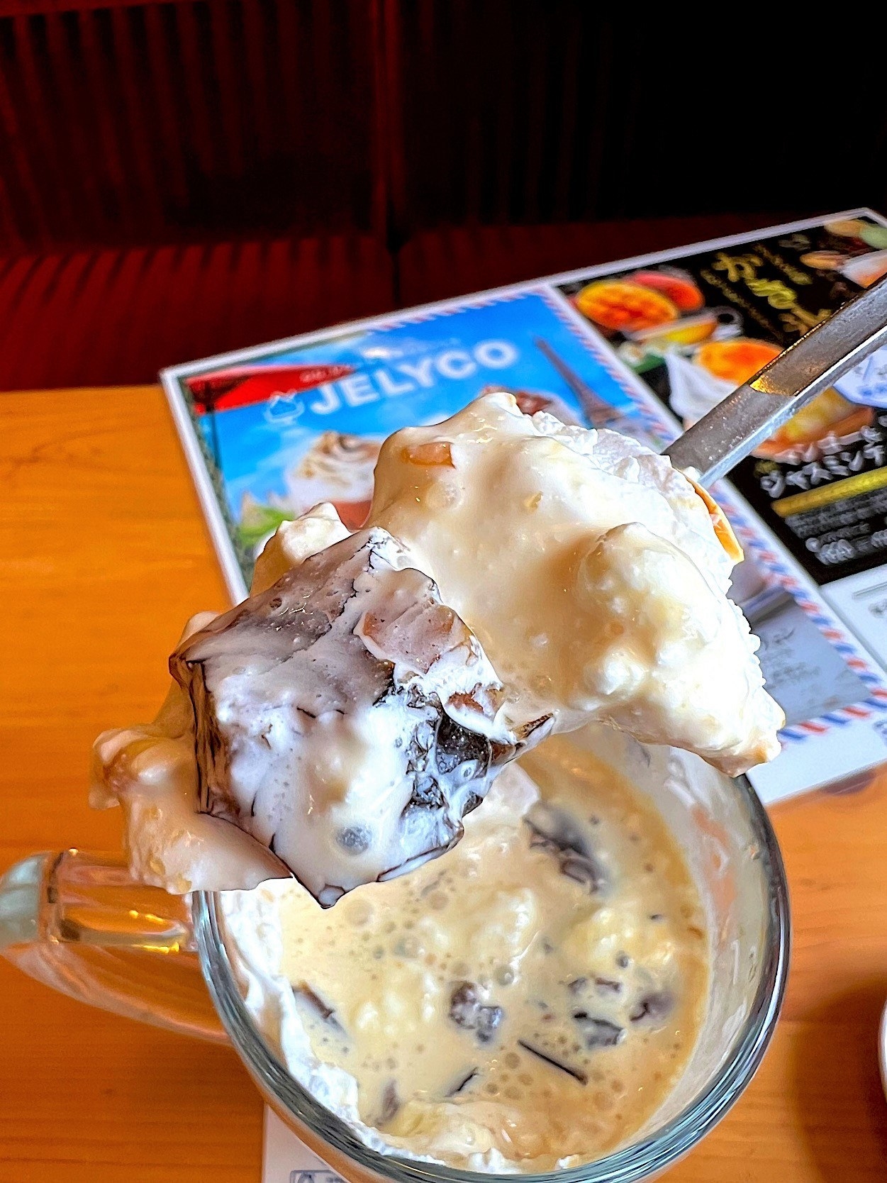 コメダ珈琲店のおすすめのメニュー「ジェリコ クリームブリュレ」