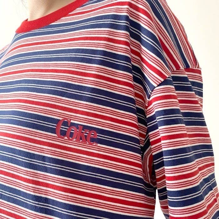 GU（ジーユー）のオススメのファッション「グラフィックボーダーT（5分袖） Coca-Cola」