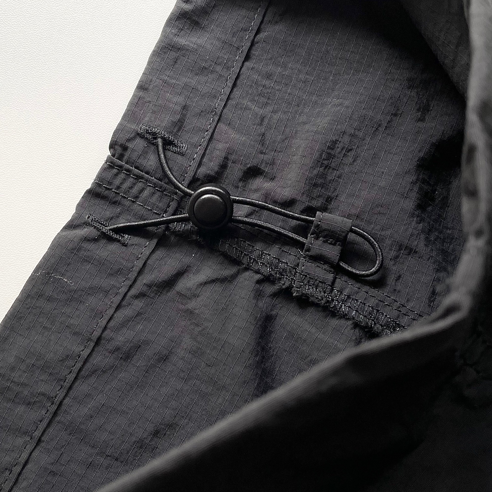 GU（ジーユー）のおすすめのメンズアイテム「パラシュートパンツNT+E」