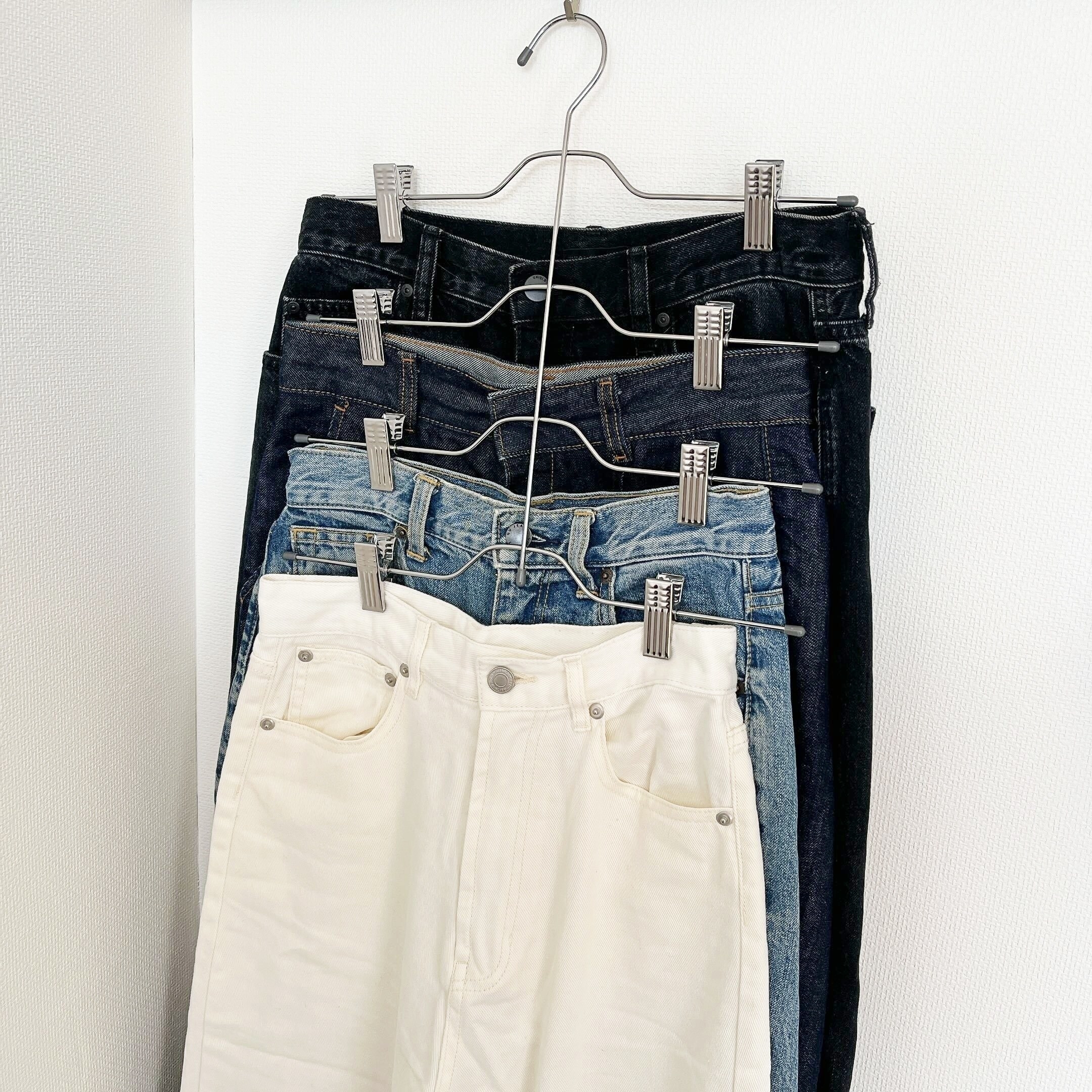 IKEA（イケア）のオススメの便利グッズ「VAJSING ヴァイスィング ズボン＆スカートハンガー 4連, クロムメッキ」