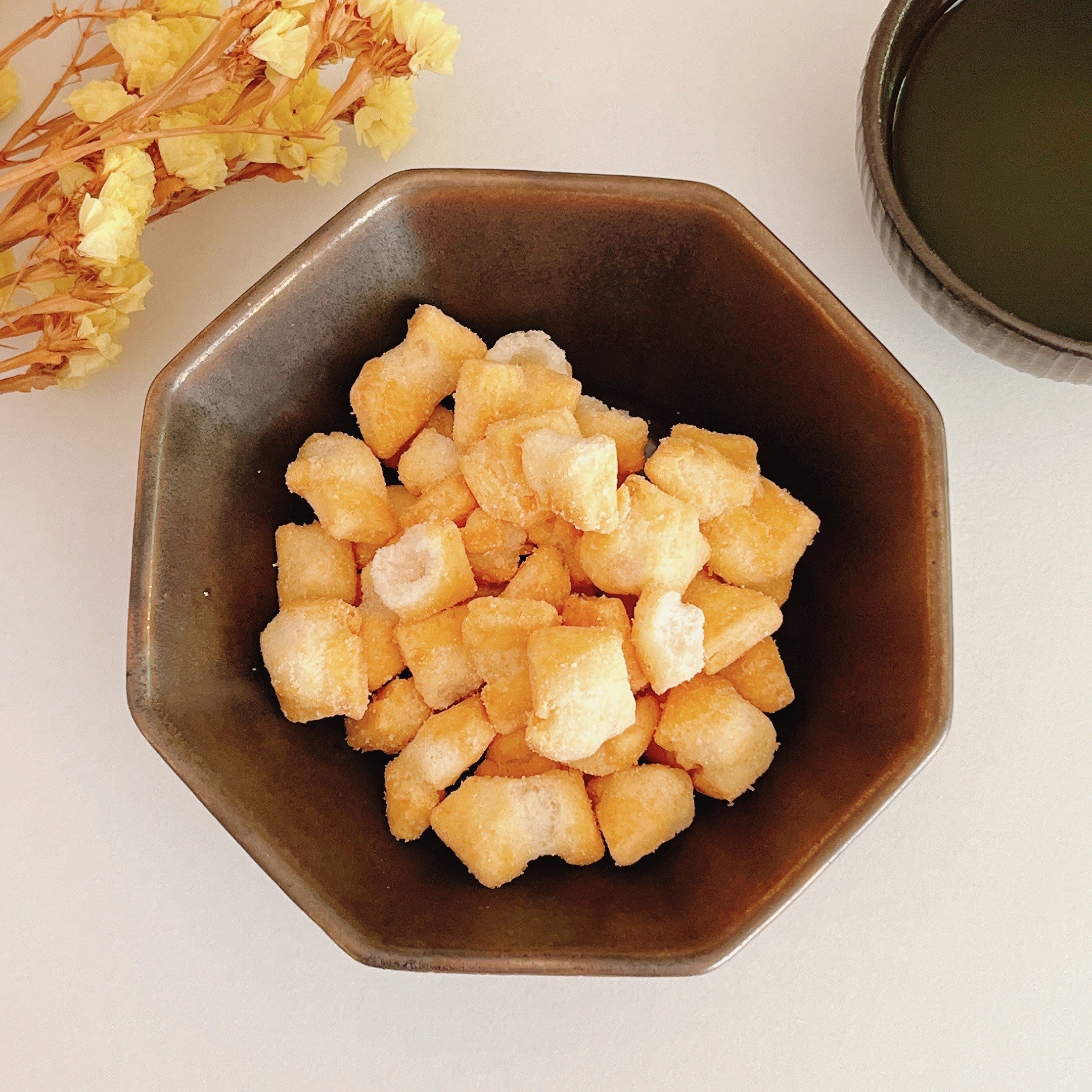 KALDI（カルディ）のおすすめ「塩レモンおかき」