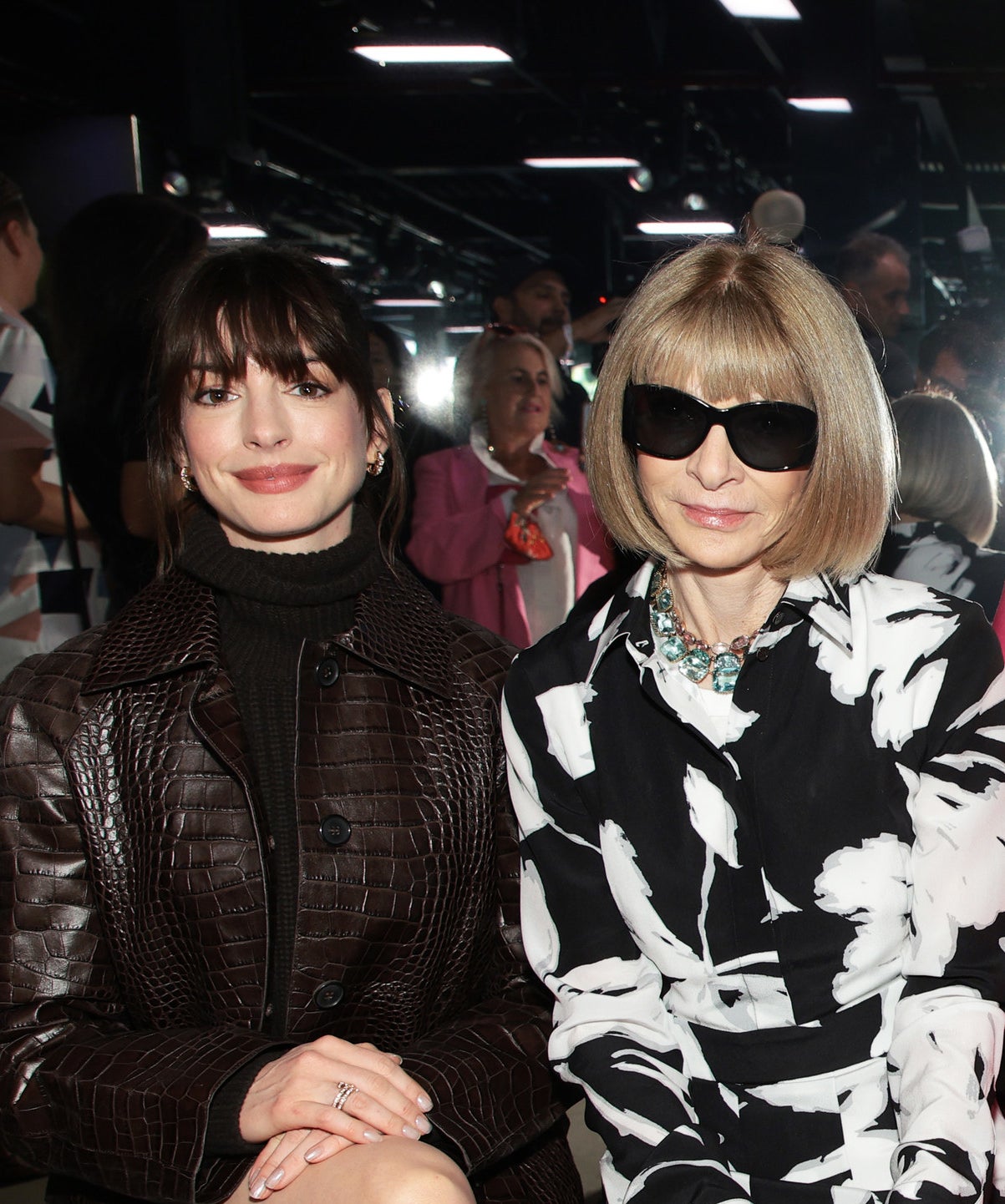 anne and anna wintour at a fashion show