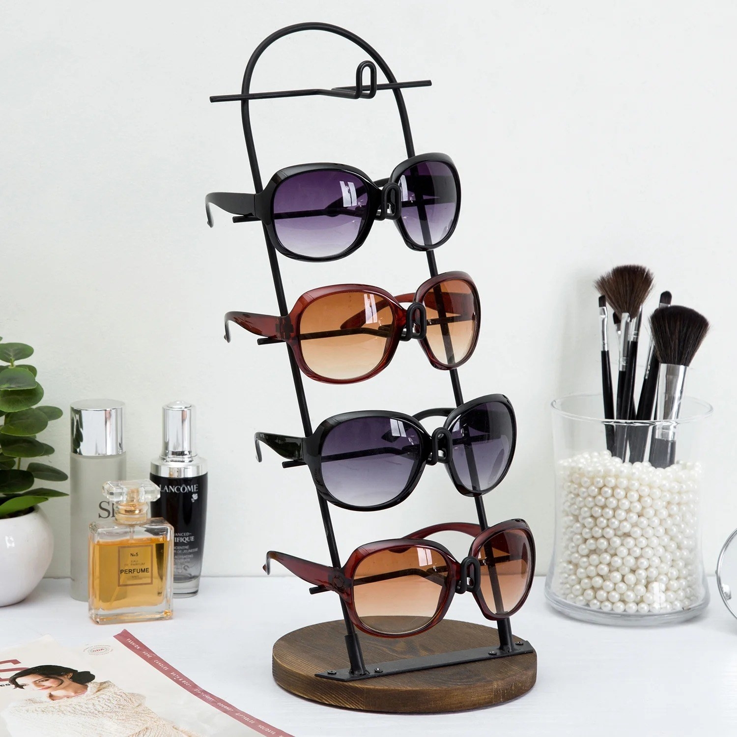 the sunglasses organizer with sunglasses on it