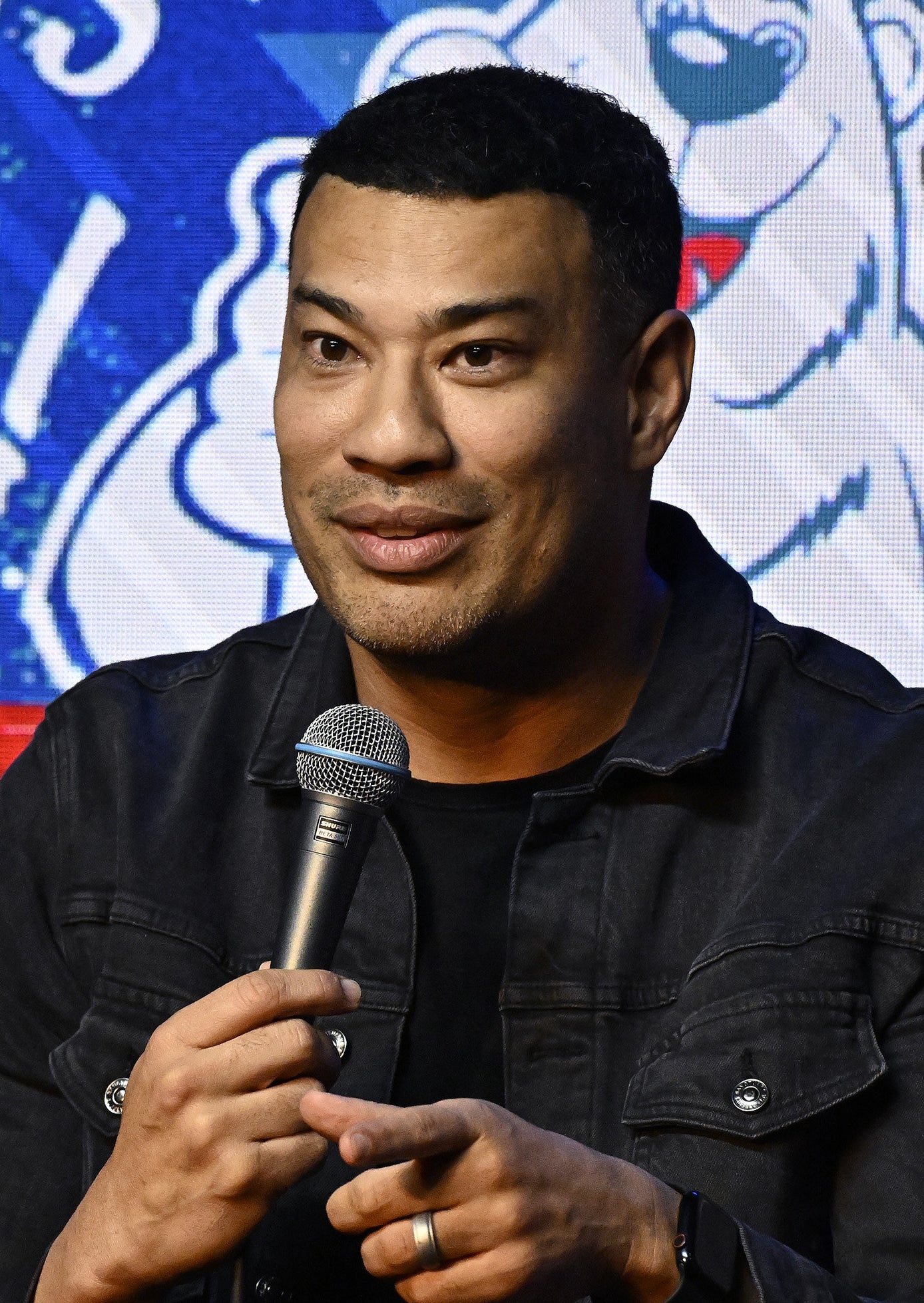 Michael Yo at the Ice House Comedy Club