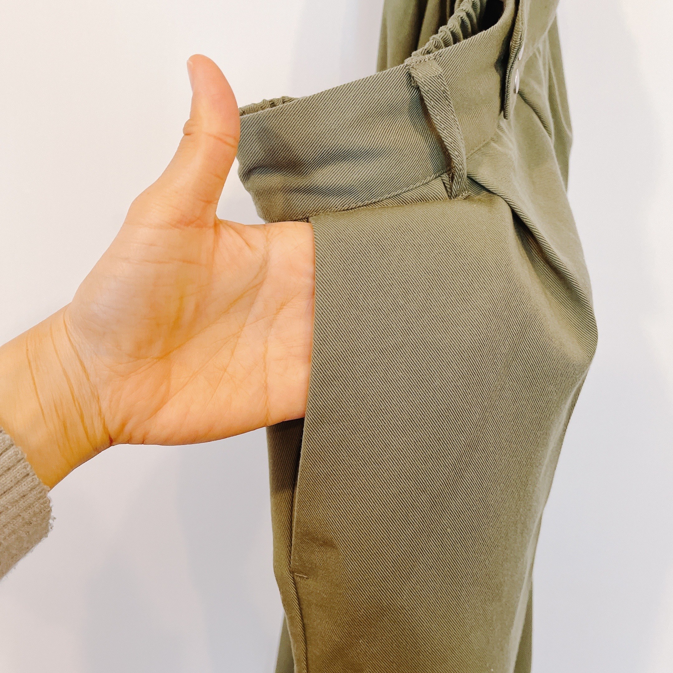 しまむらのオススメのワイドパンツ「レディース パンツ（三原羽衣）」