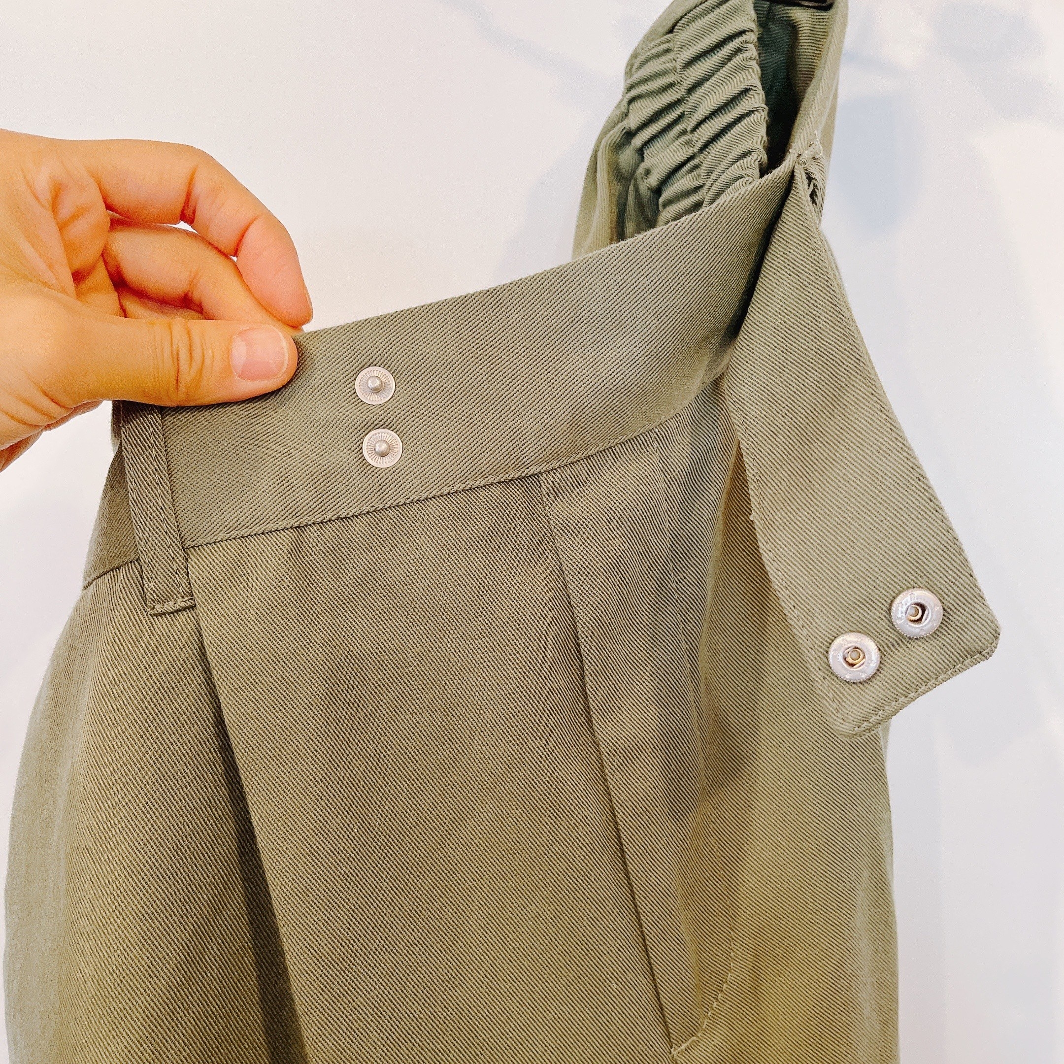 しまむらのオススメのワイドパンツ「レディース パンツ（三原羽衣）」