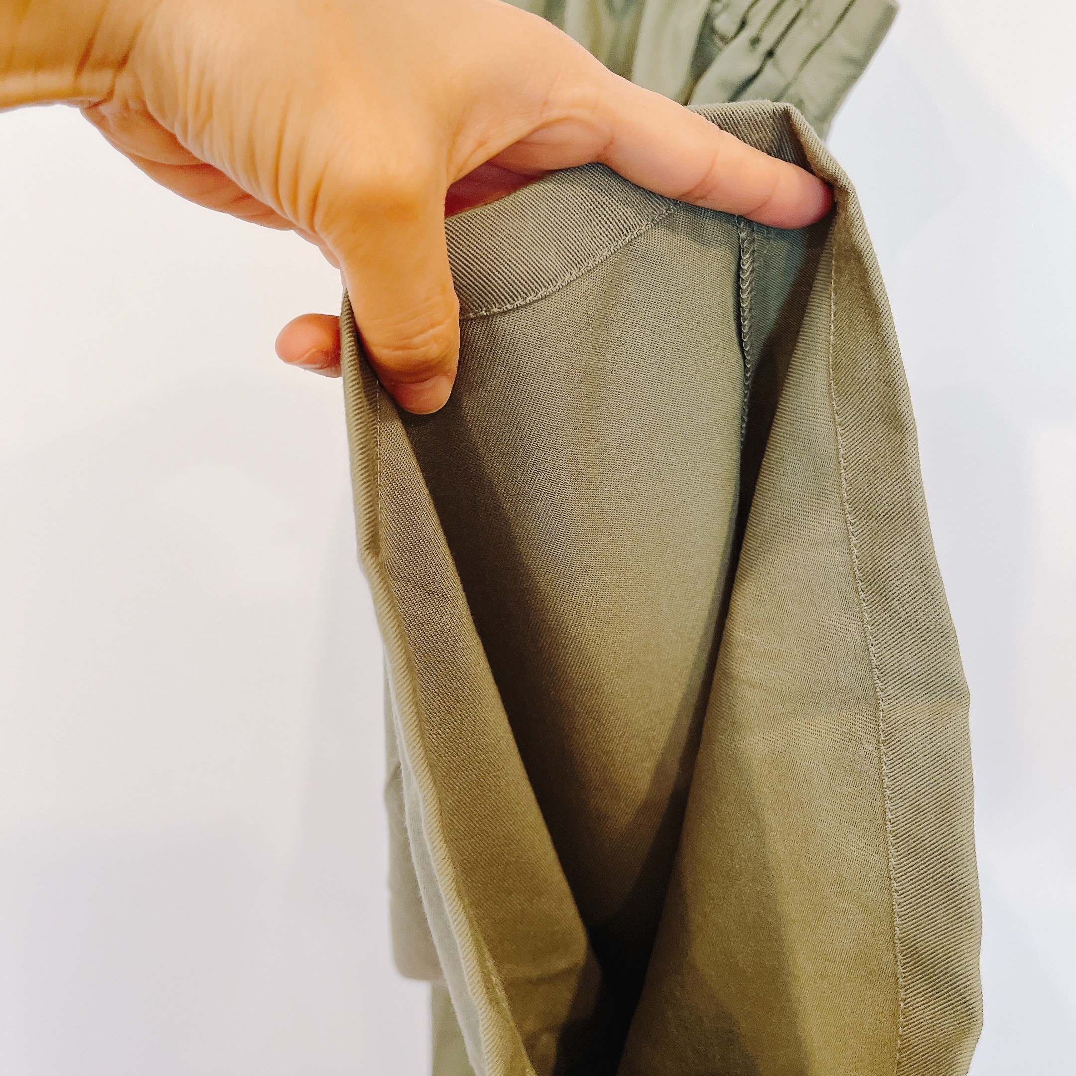 しまむらのオススメのワイドパンツ「レディース パンツ（三原羽衣）」