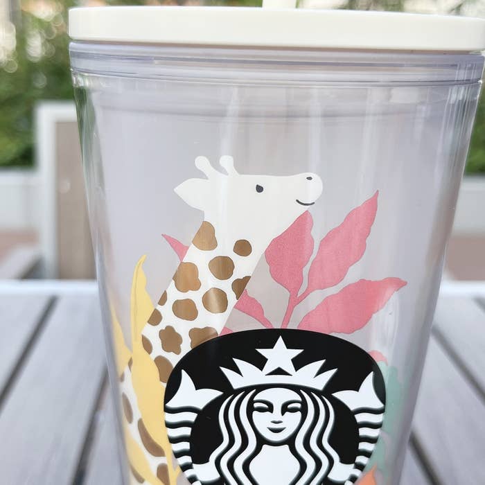 Starbucks Coffee（スターバックスコーヒー）のおすすめタンブラー「コールドカップタンブラーハッピージラフ591ml」