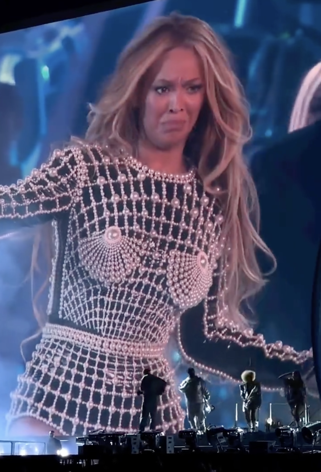 Closeup of Beyoncé&#x27;s reaction