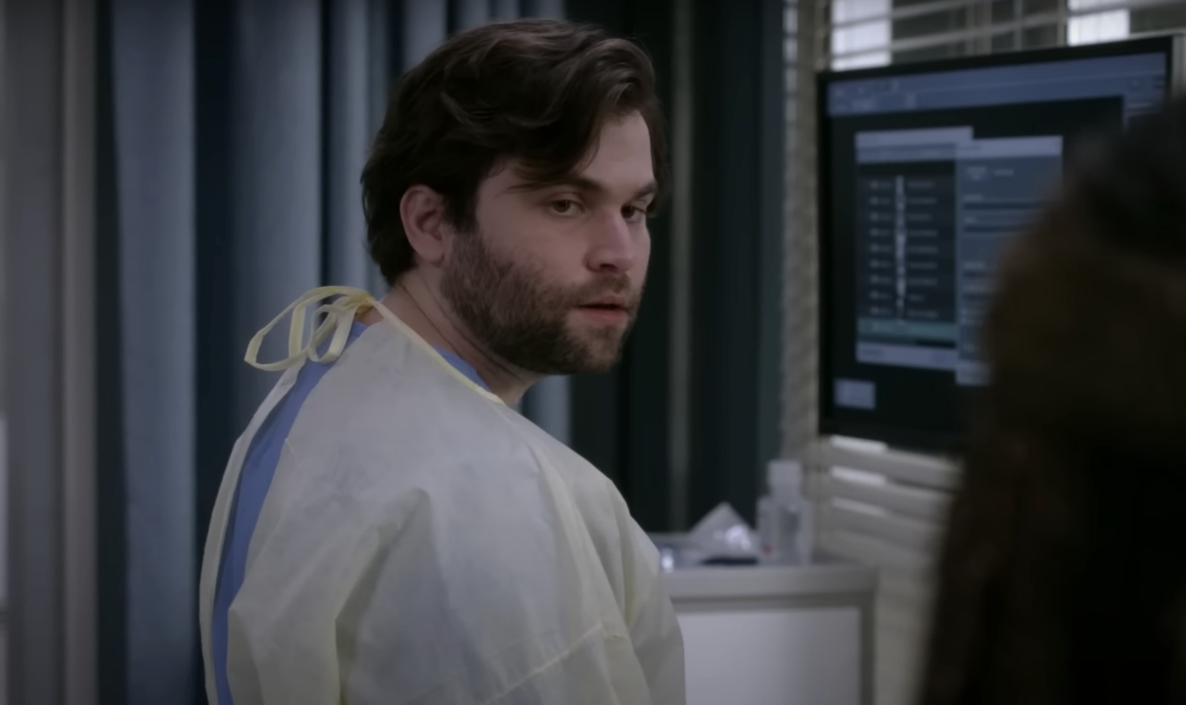 Dr Levi Schmitt on Grey&#x27;s Anatomy looking concerned