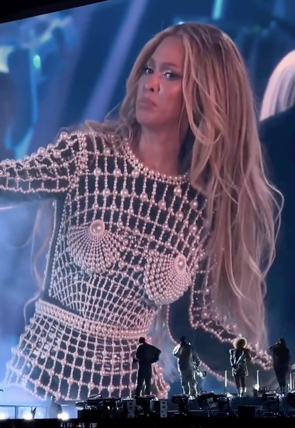 Beyoncé's Reaction To The Audience Singing Is Going Viral