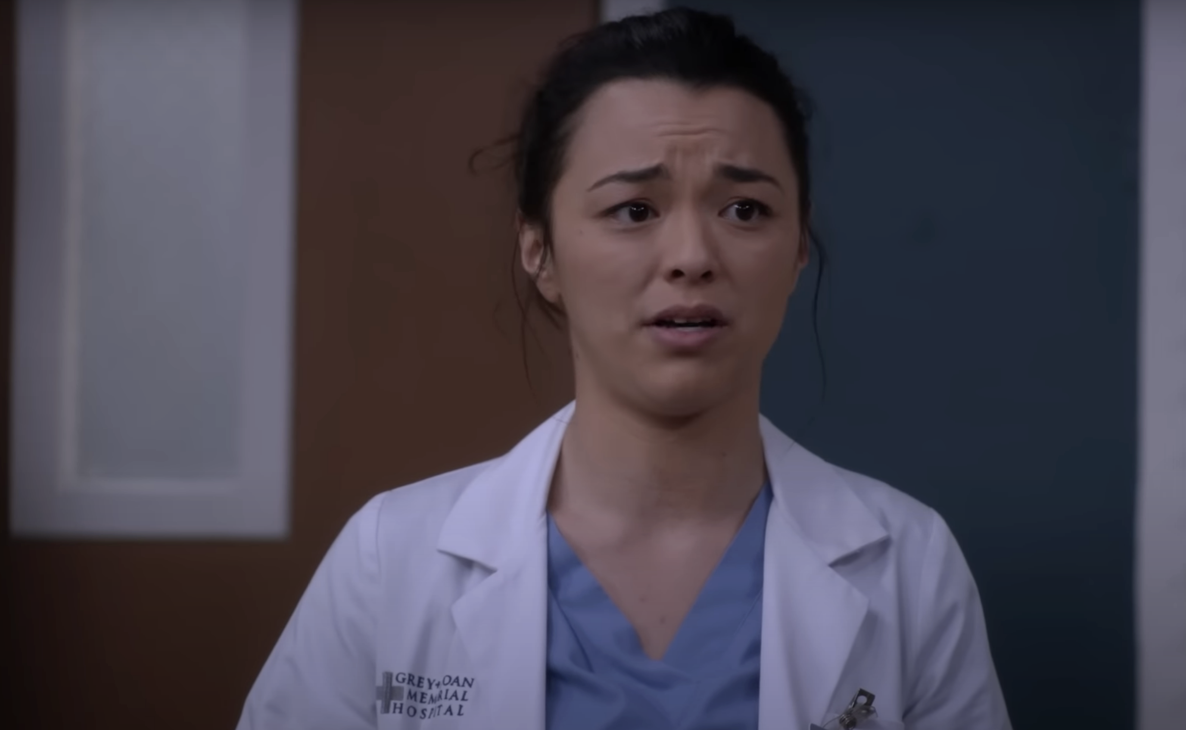 A doctor on Grey&#x27;s Anatomy looking concerned