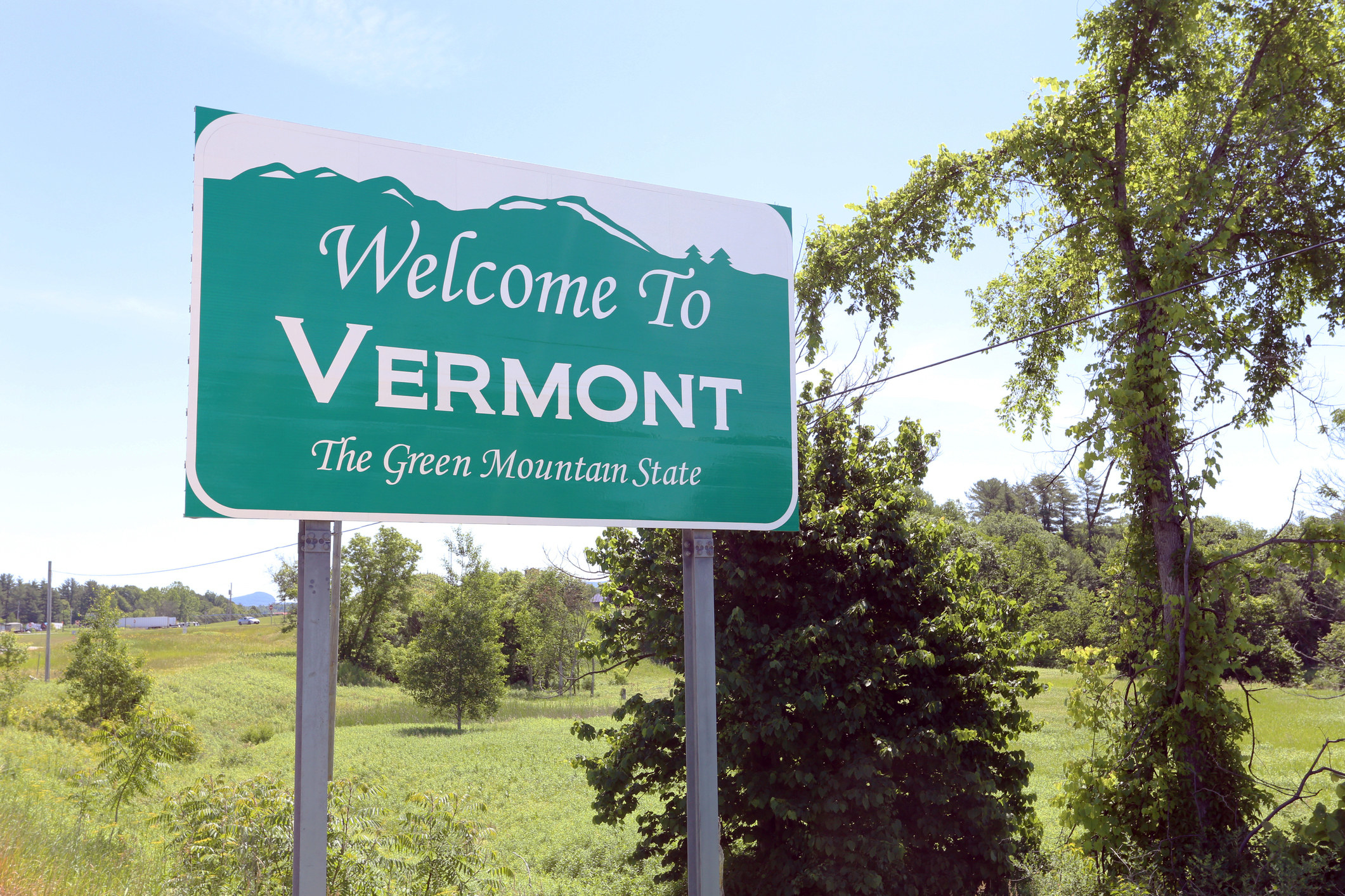 A &quot;Welcome to Vermont&quot; sign