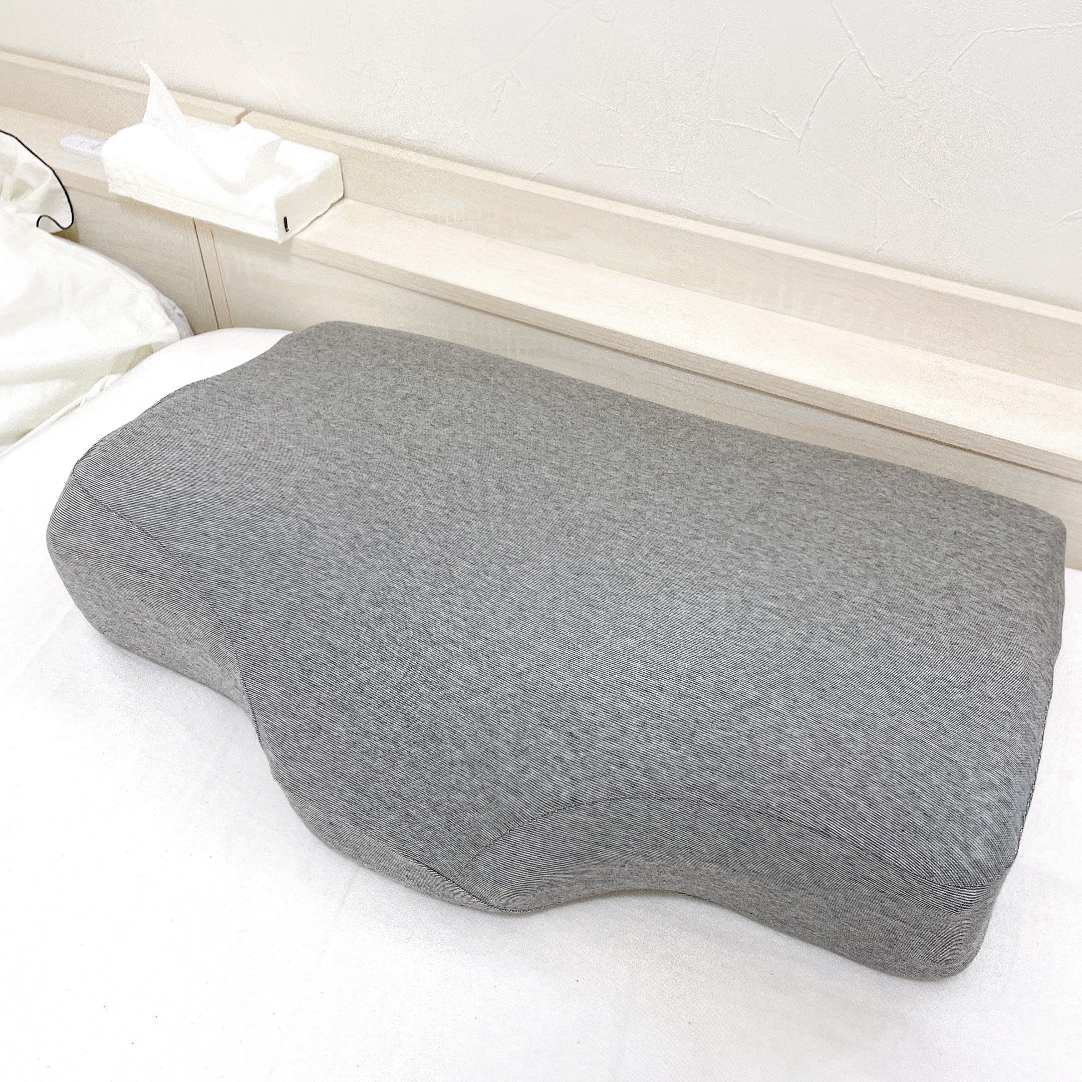 ニトリのおすすめ寝具「横向き寝がラクなまくら（ナチュラルフィット）」