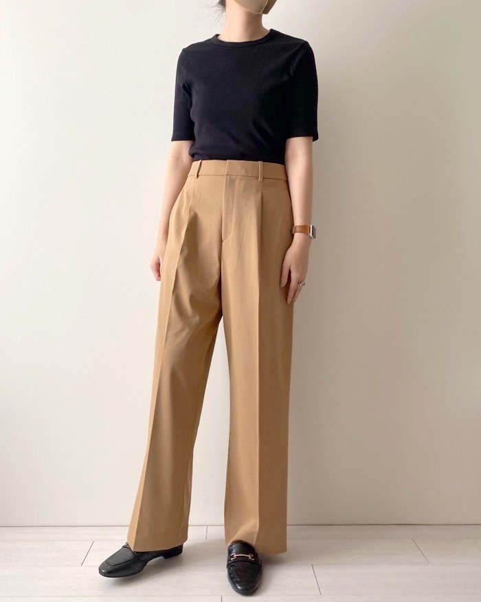 ユニクロのオススメのファッション「タックワイドパンツ（ワンタック・丈標準69～71cm）」のコーディネート