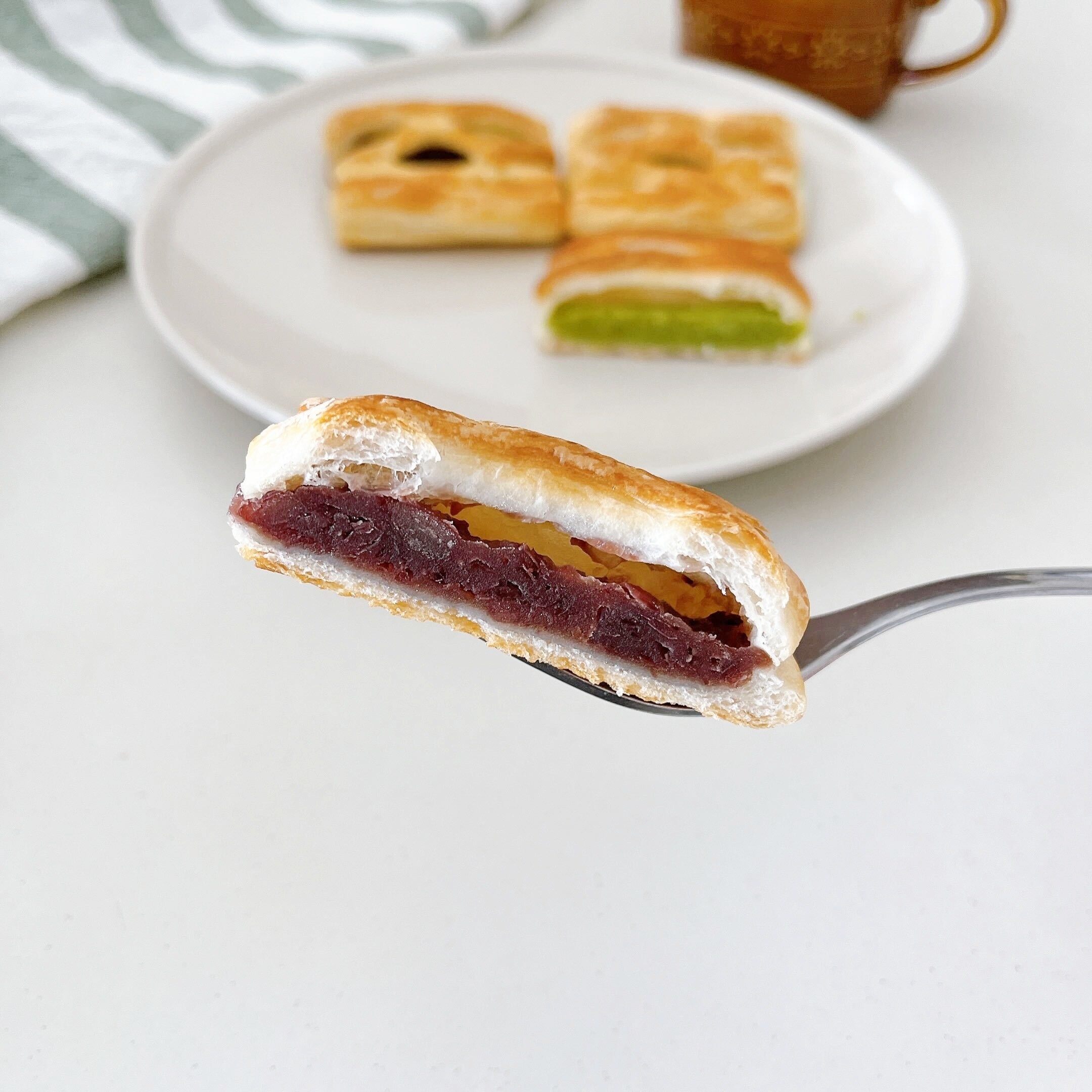 セブン-イレブンのオススメのパン「7Pつぶあんデニッシュとずんだあんデニッシュ」