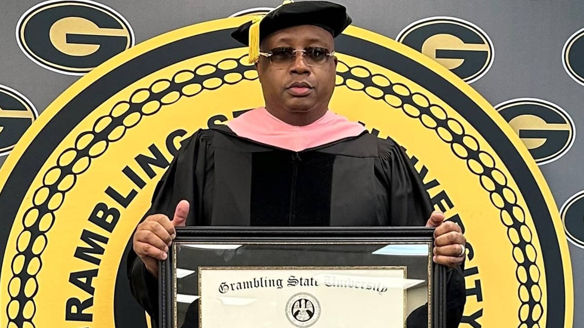 E-40 received an honorary doctorate from Grambling State University. You can now call him Dr. E-40.