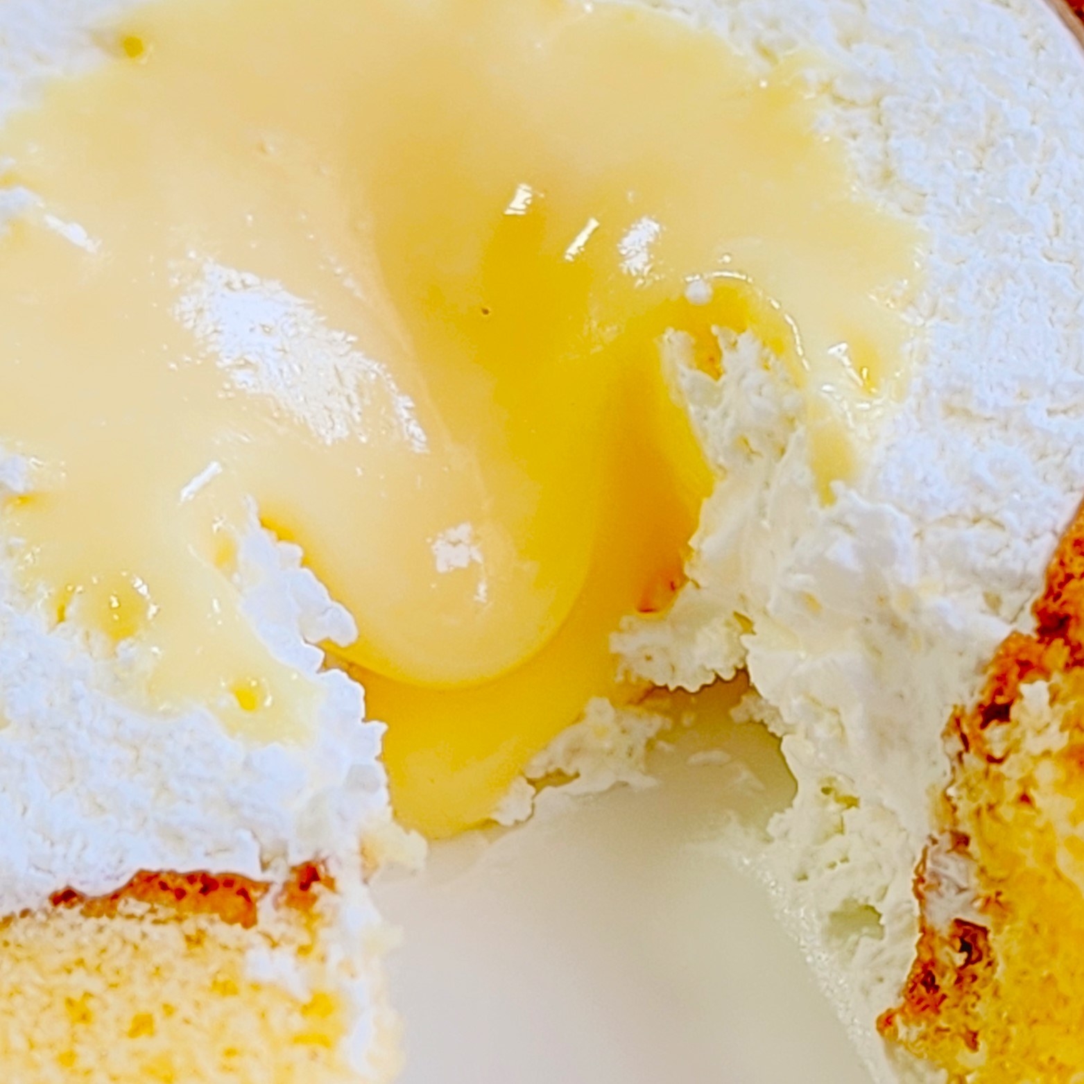 ミニストップのおすすめスイーツ「北海道ミルクロールケーキ」