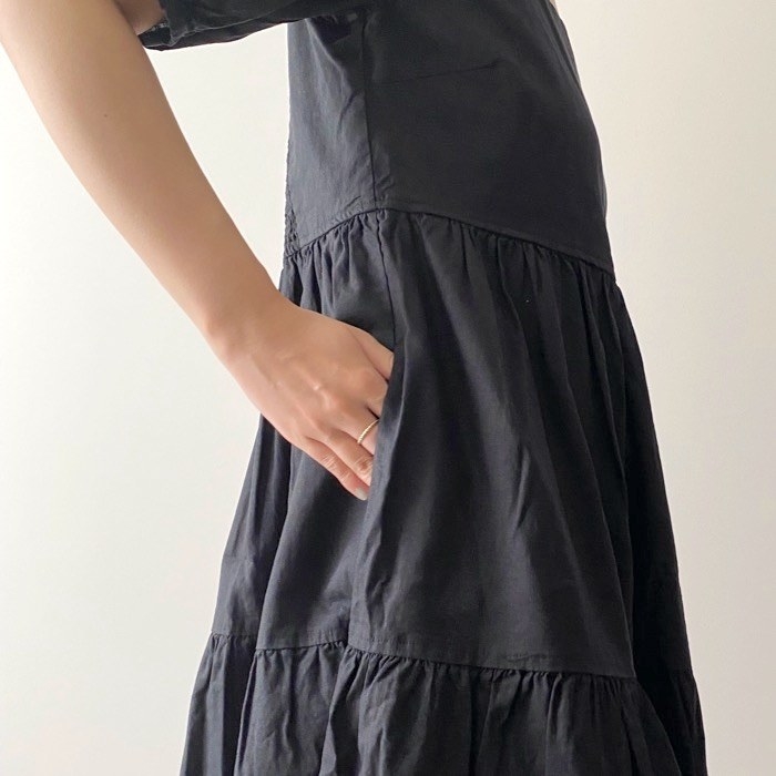 UNIQLO（ユニクロ）のオススメのワンピース「リネンブレンドシャーリングワンピース」