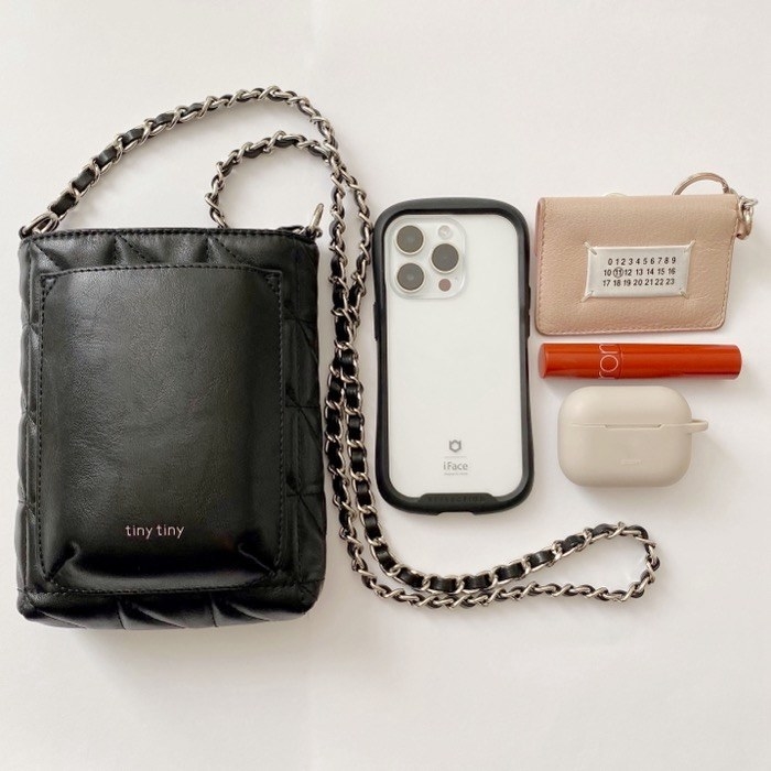 niko and&hellip;（ニコアンド）のおすすめのレディースアイテム「キルトスマホショルダーバッグ[tiny tiny(ティニーティニー)]」