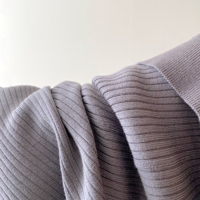 UNIQLO（ユニクロ）のオススメのトップス「UVカットフレンチスリーブセーター」