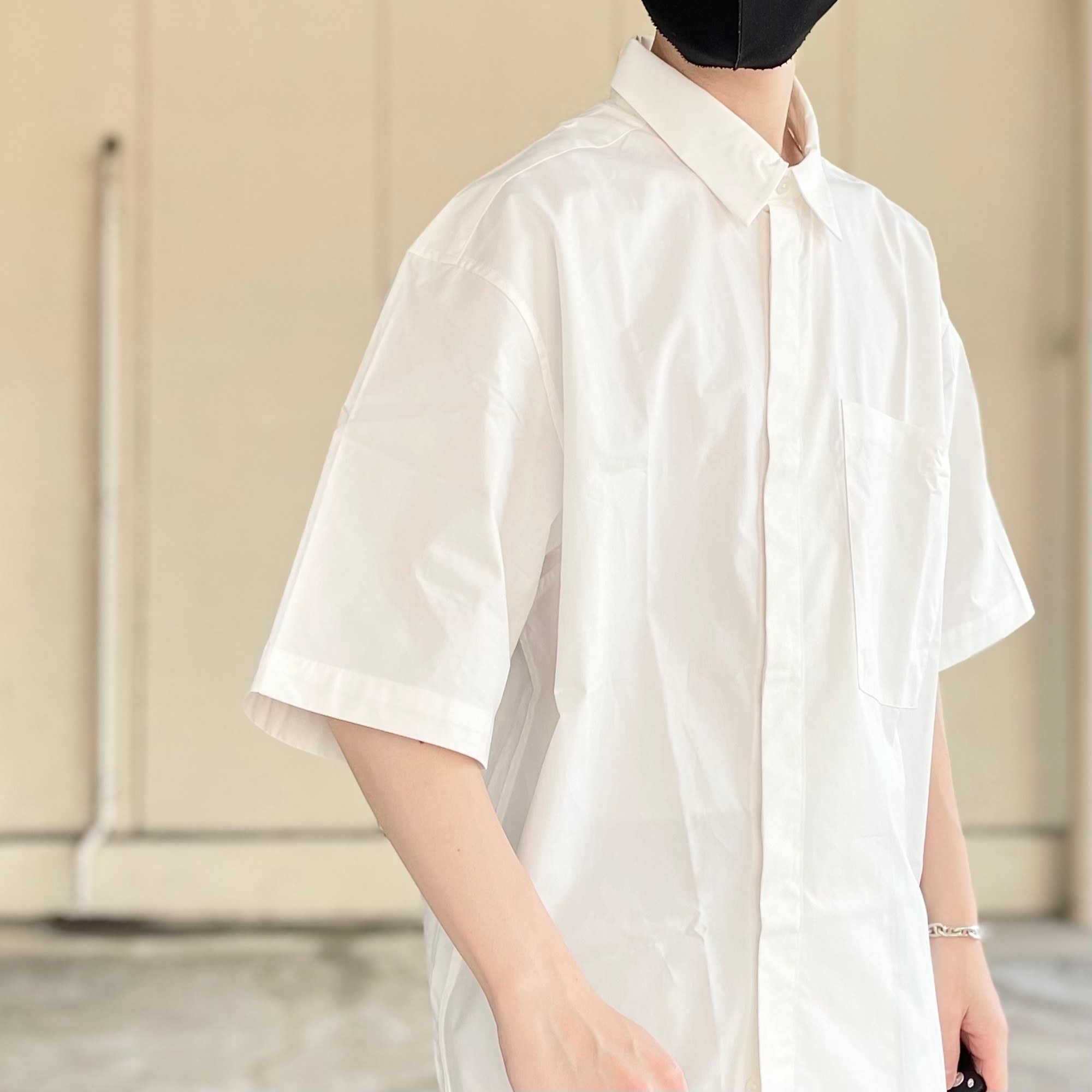 H&amp;amp;Mのおすすめのメンズアイテム「オーバーサイズフィット コットンシャツ」