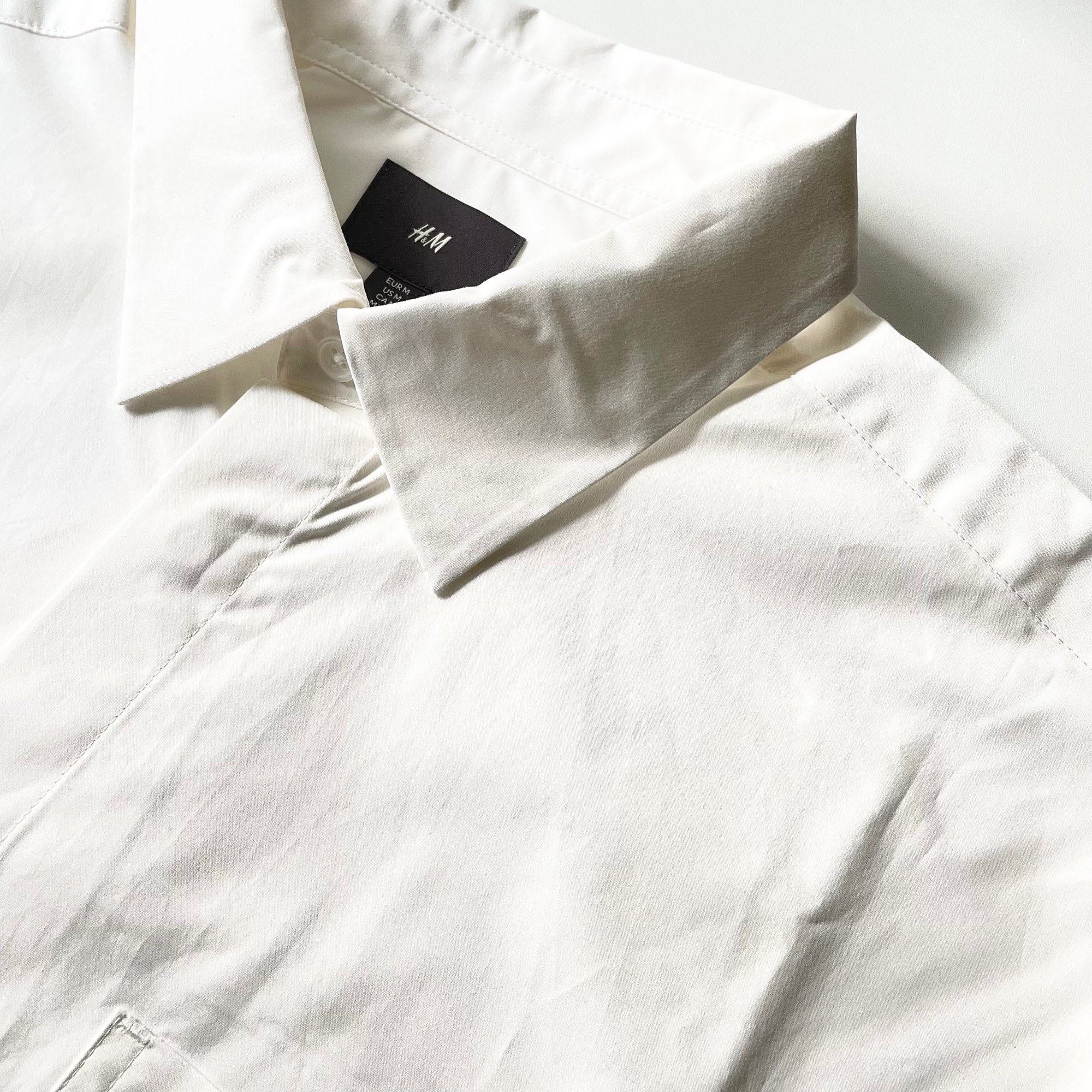 H&amp;amp;Mのおすすめのメンズアイテム「オーバーサイズフィット コットンシャツ」