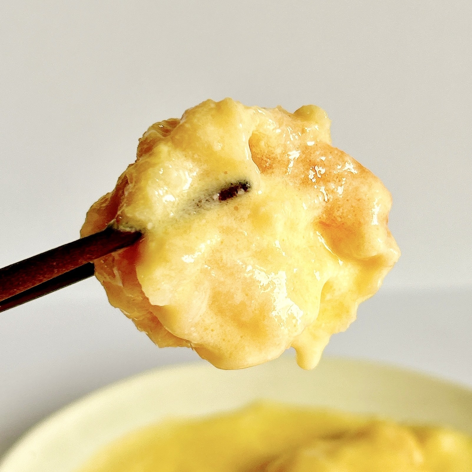 LAWSON（ローソン）のオススメの惣菜「重慶飯店監修 大海老のマヨソース」