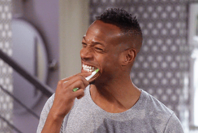 Marlon Wayans brushing his teeth