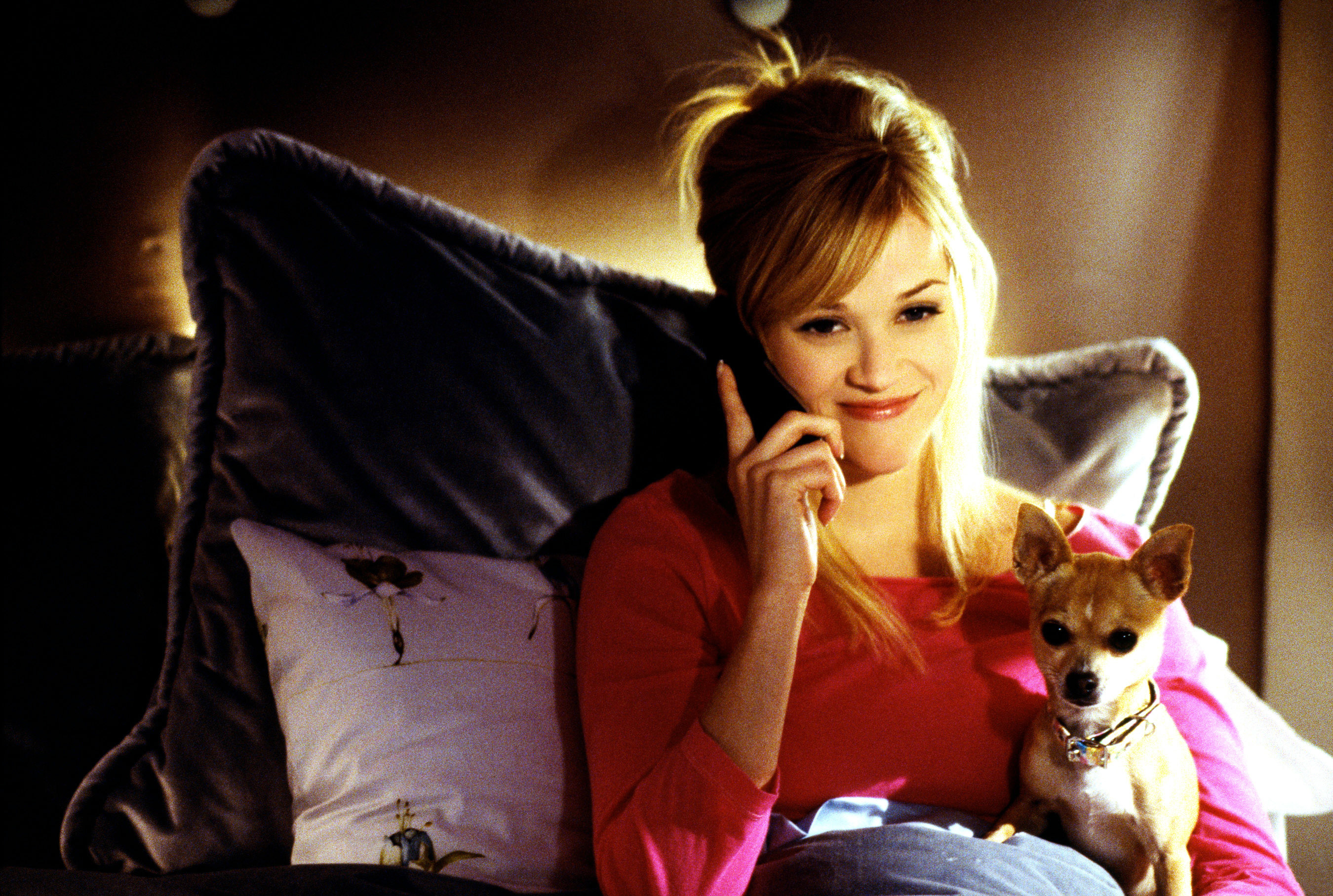 Reese Witherspoon and Bruiser in Legally Blonde 2: Red, White and Blonde