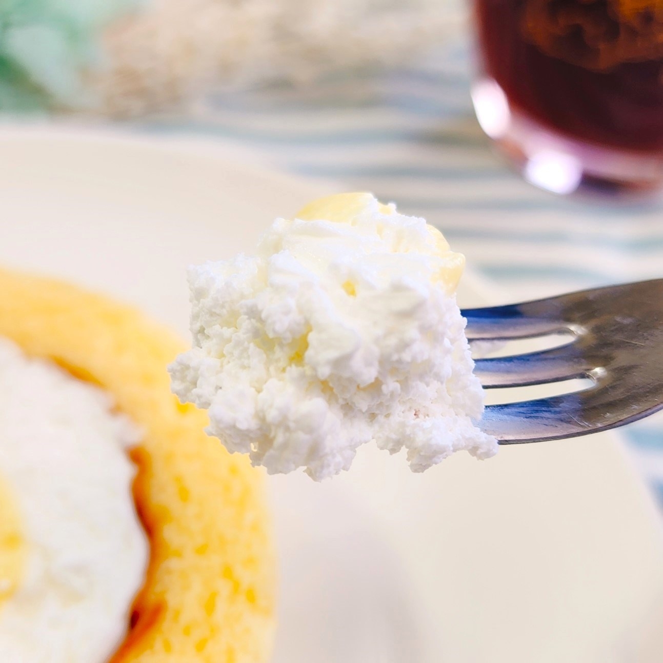 ミニストップのおすすめスイーツ「北海道ミルクロールケーキ」