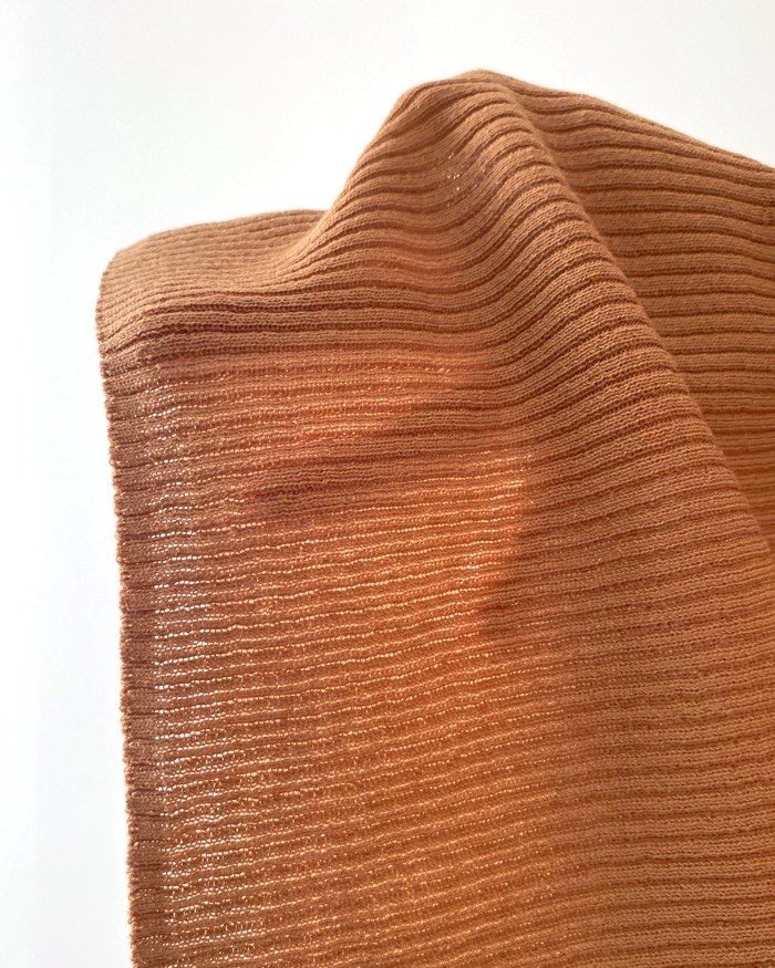 GU（ジーユー）のオススメのトップス「シアーリブセーター(5分袖)Q」