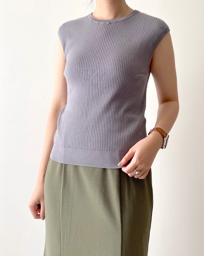 UNIQLO（ユニクロ）のオススメのファッションアイテム「UVカットフレンチスリーブセーター」のコーディネート