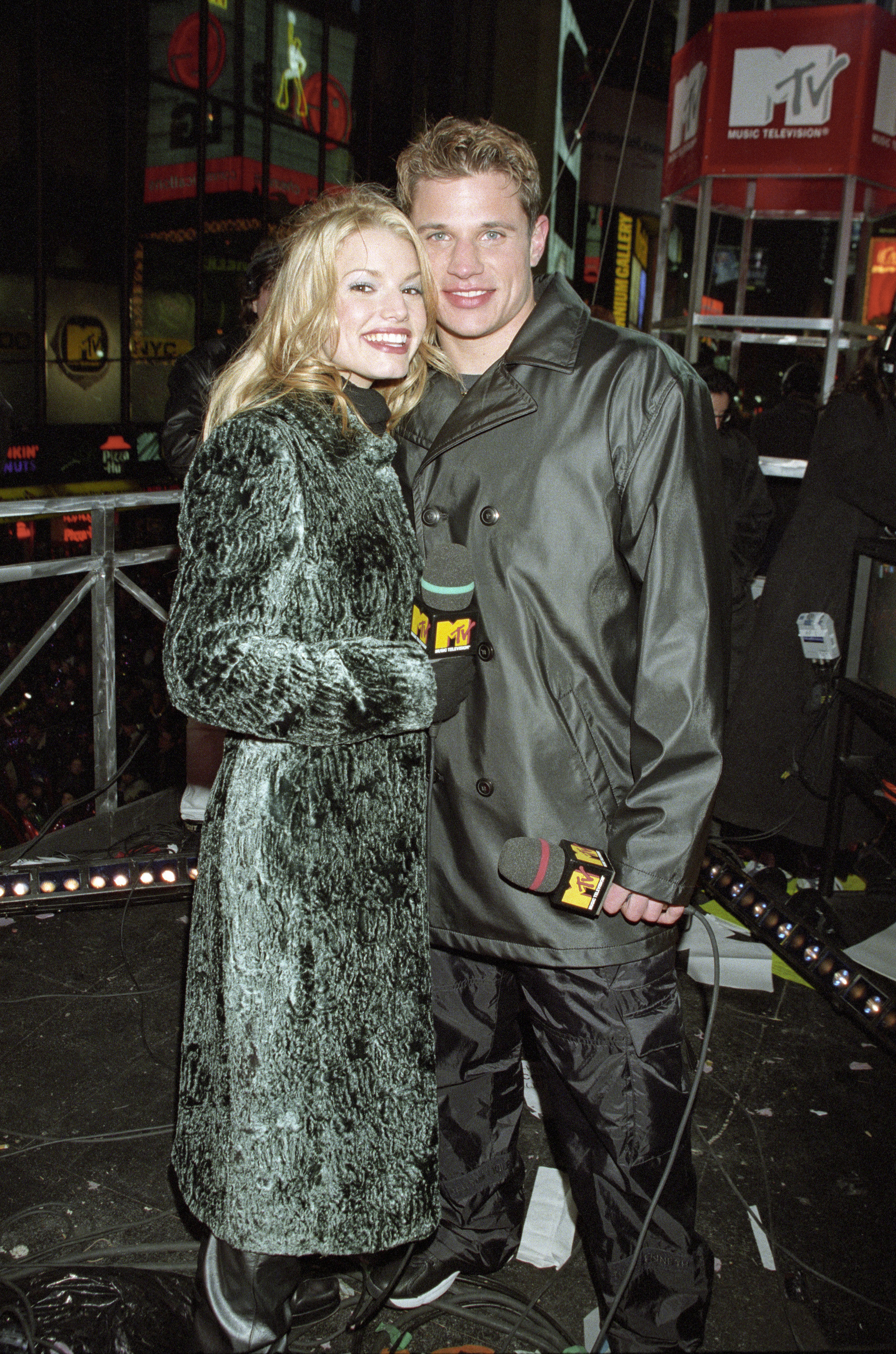 hosting mtv with then-husband nick lachey