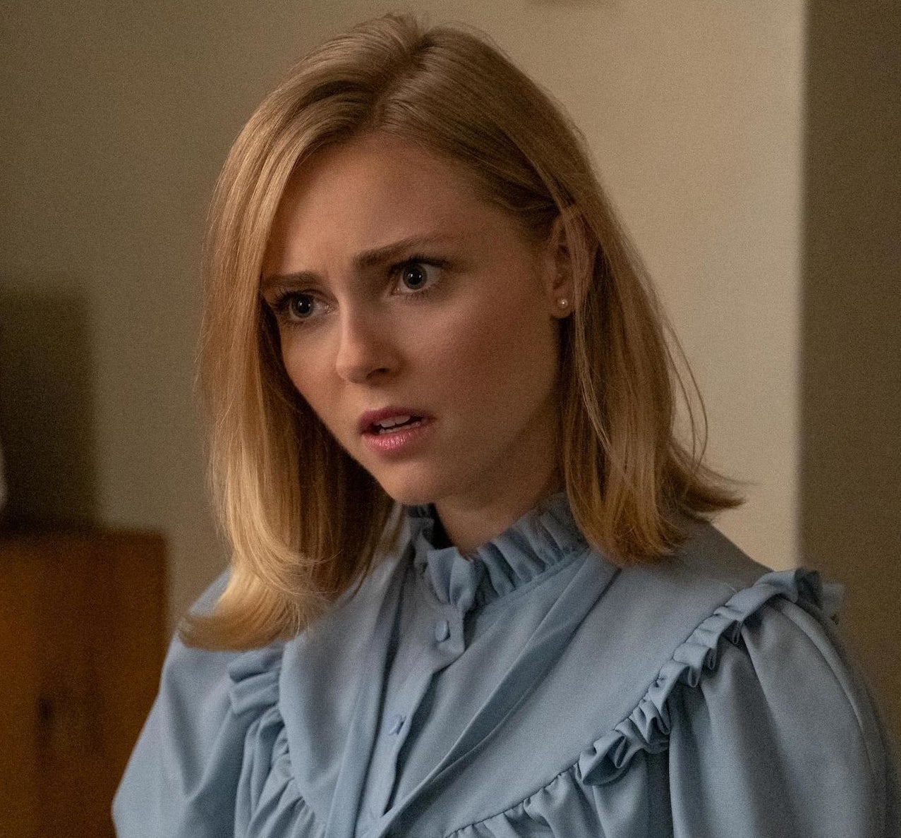 AnnaSophia Robb in "Little Fires Everywhere"