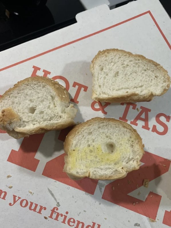 no garlic on the bread