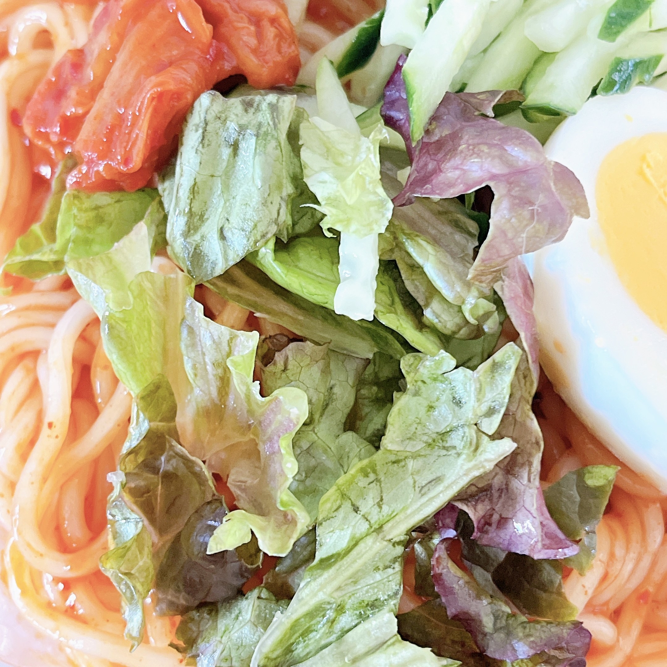 セブン-イレブンのおすすめのフード「ビビン冷麺」