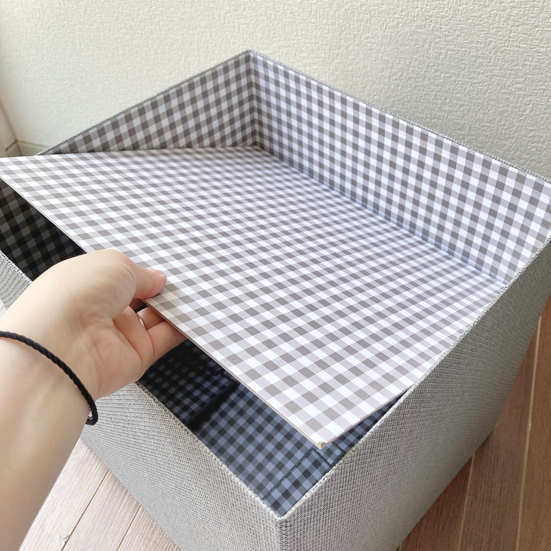 IKEA(イケア)のオススメの収納「KVARNVIK クヴァルンヴィーク 収納ボックス ふた付き(32x35x32cm)」