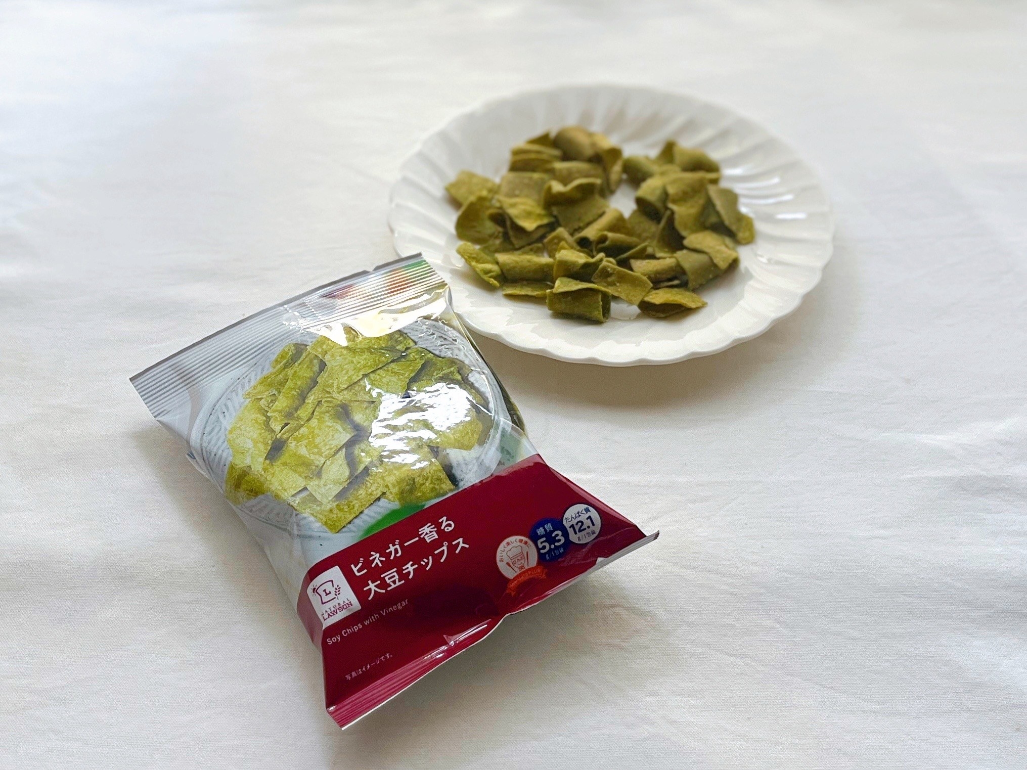 LAWSON(ローソン)のオススメのお菓子「ビネガー香る大豆チップス 30g」