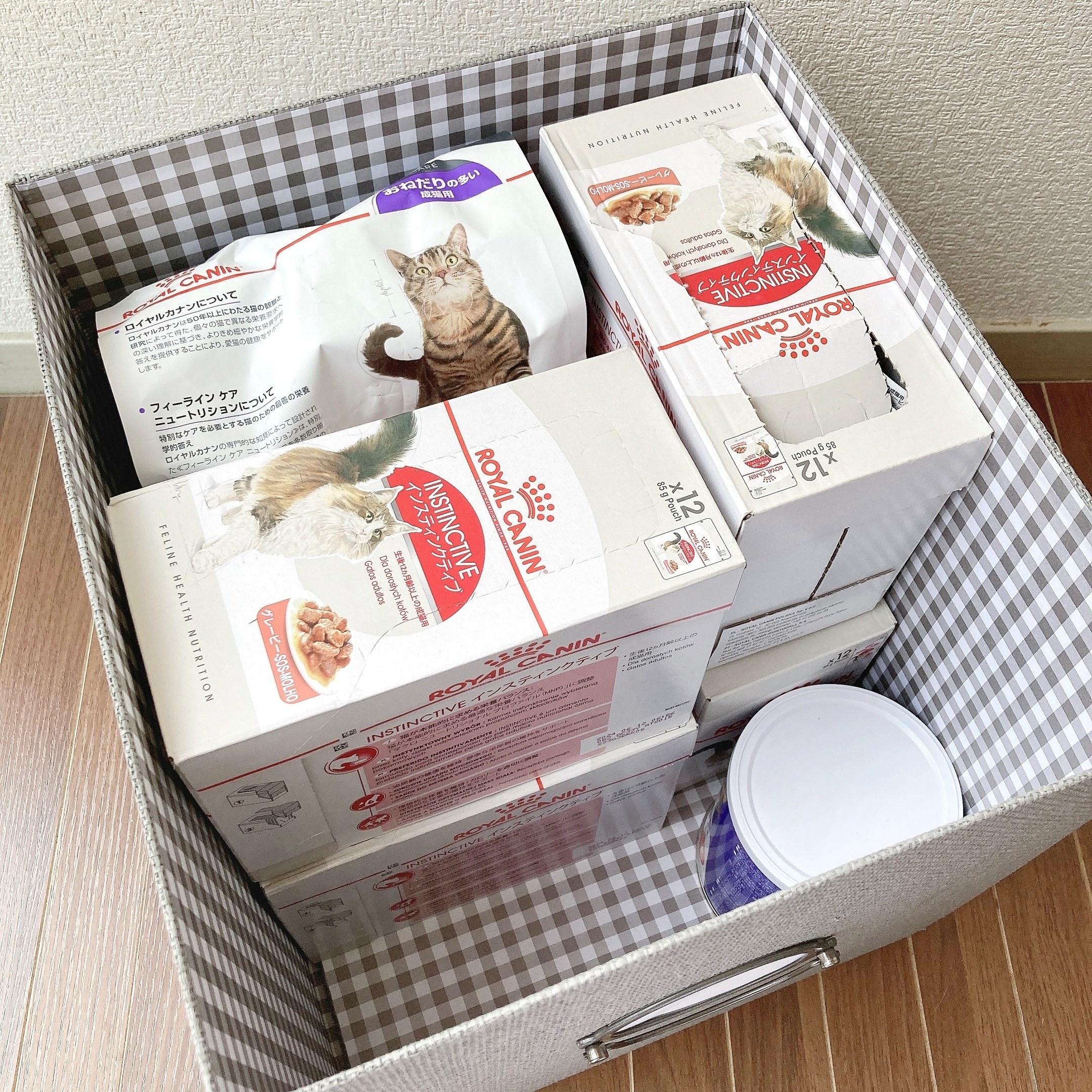 IKEA(イケア)のオススメの収納「KVARNVIK クヴァルンヴィーク 収納ボックス ふた付き(32x35x32cm)」