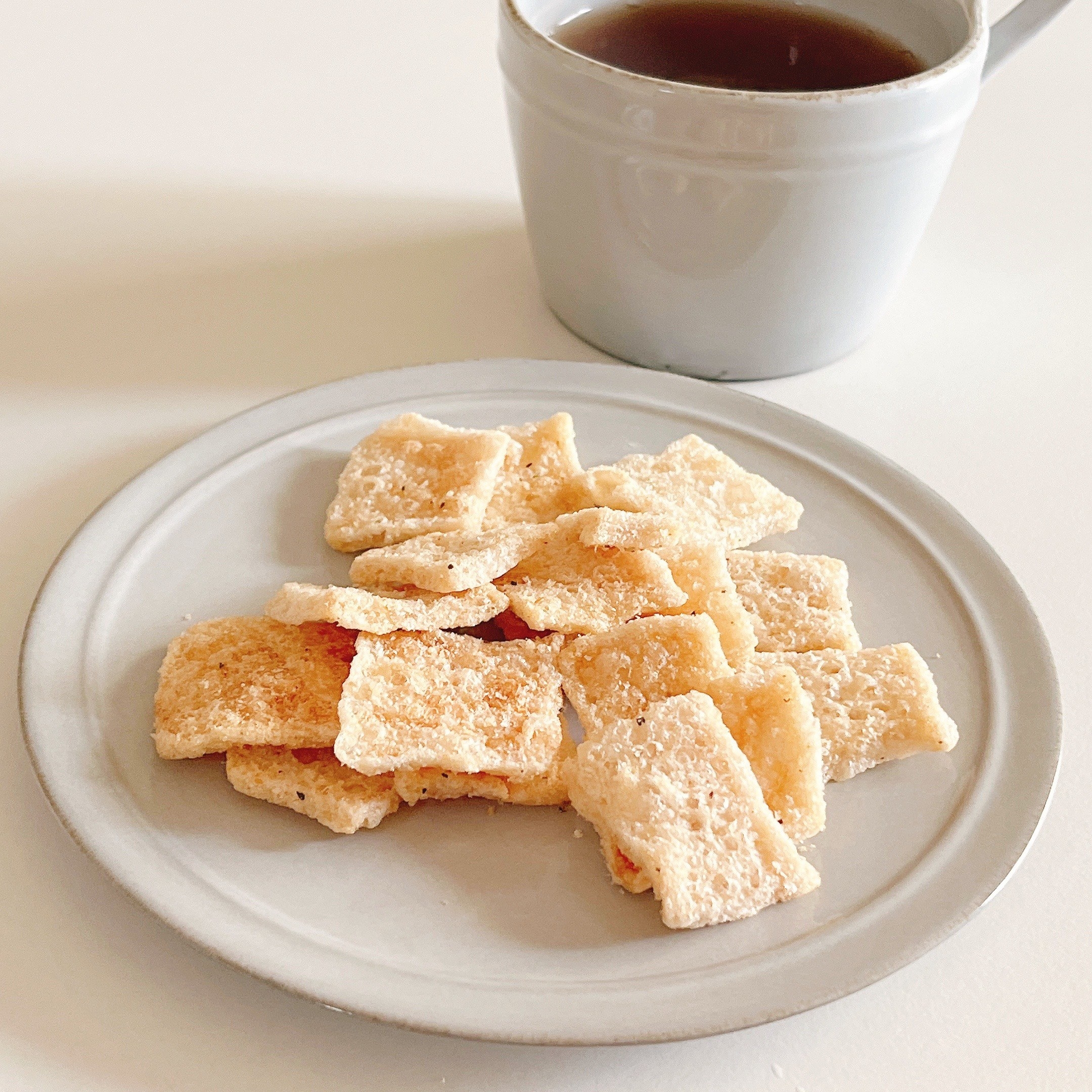 KALDI(カルディ)のおすすめ「こんにゃくせんべい サラダ味」