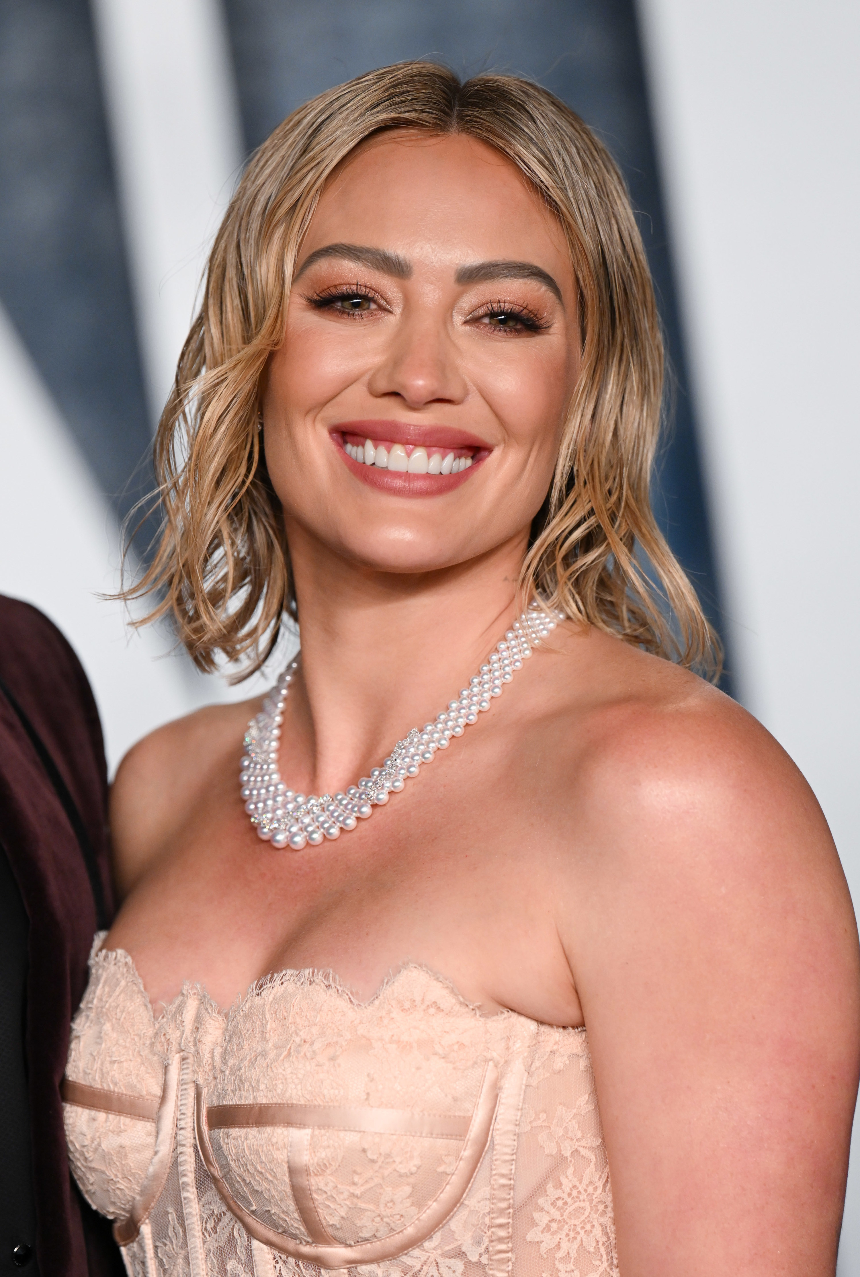 Hilary Duff is photographed at the Vanity Fair Oscar Party on March 12, 2023